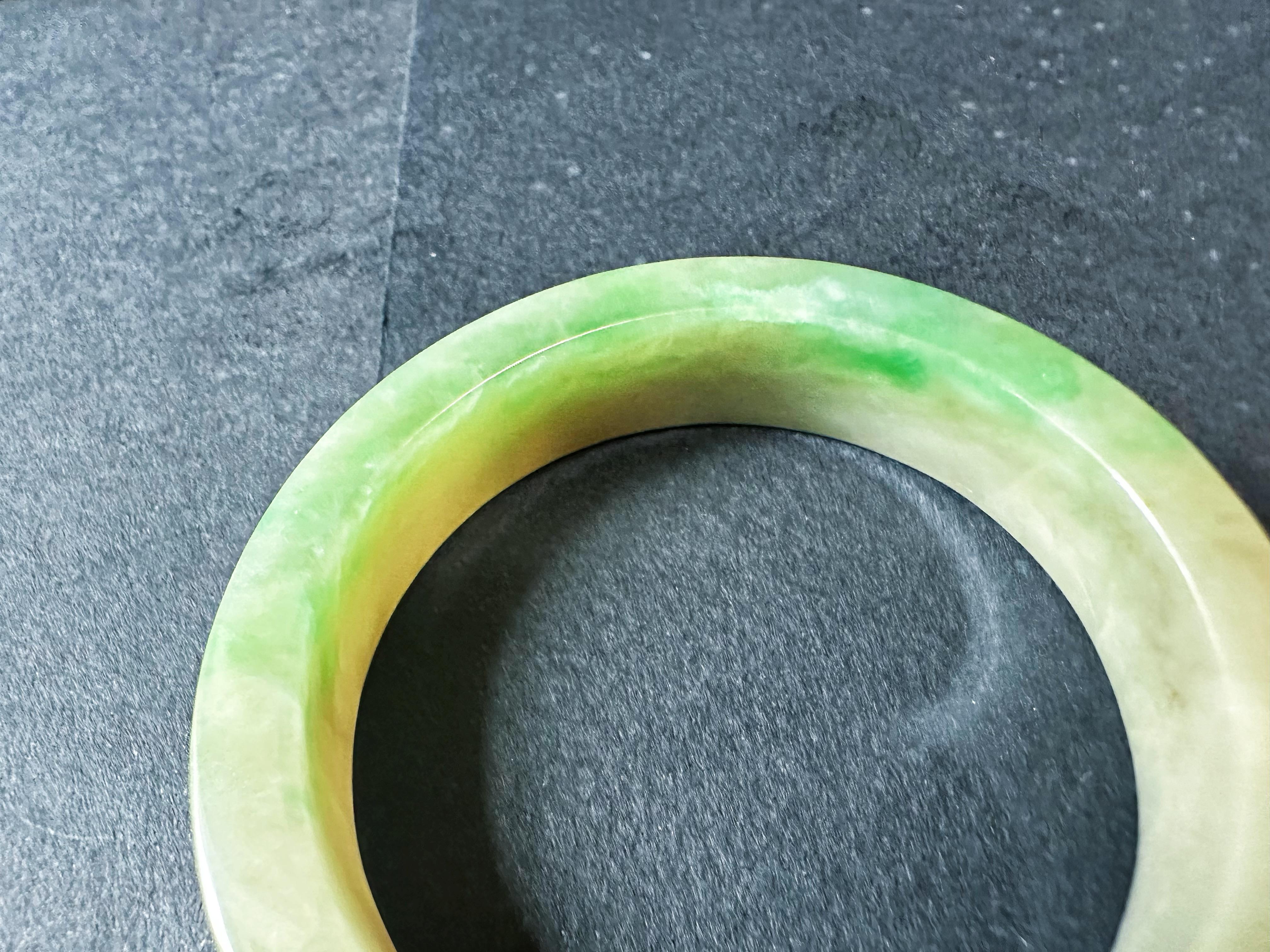 Natural Type A Myanmar Jade Bangle – Tri-Color Jadeite Pendant For Sale 10