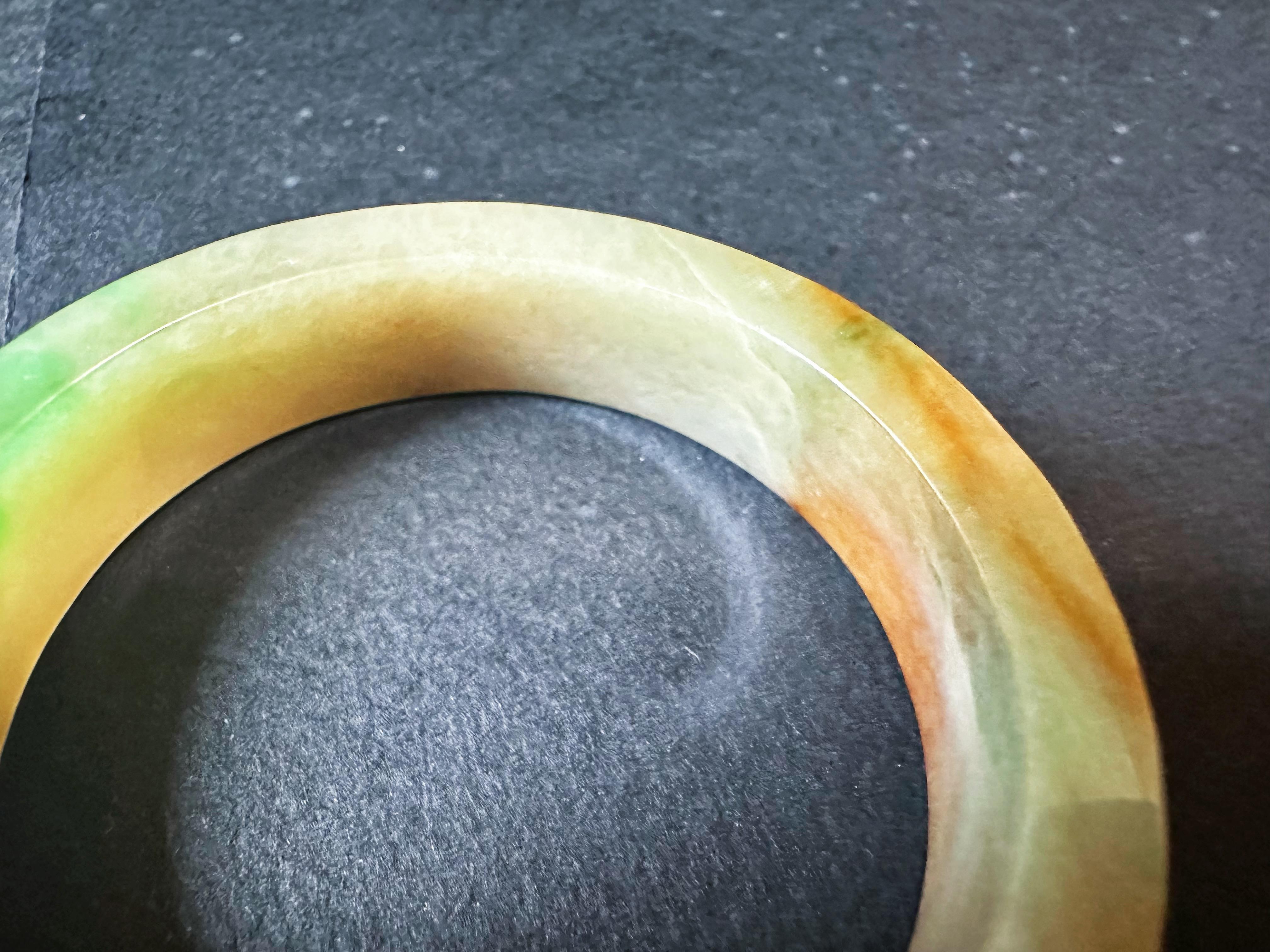 Natural Type A Myanmar Jade Bangle – Tri-Color Jadeite Pendant For Sale 11