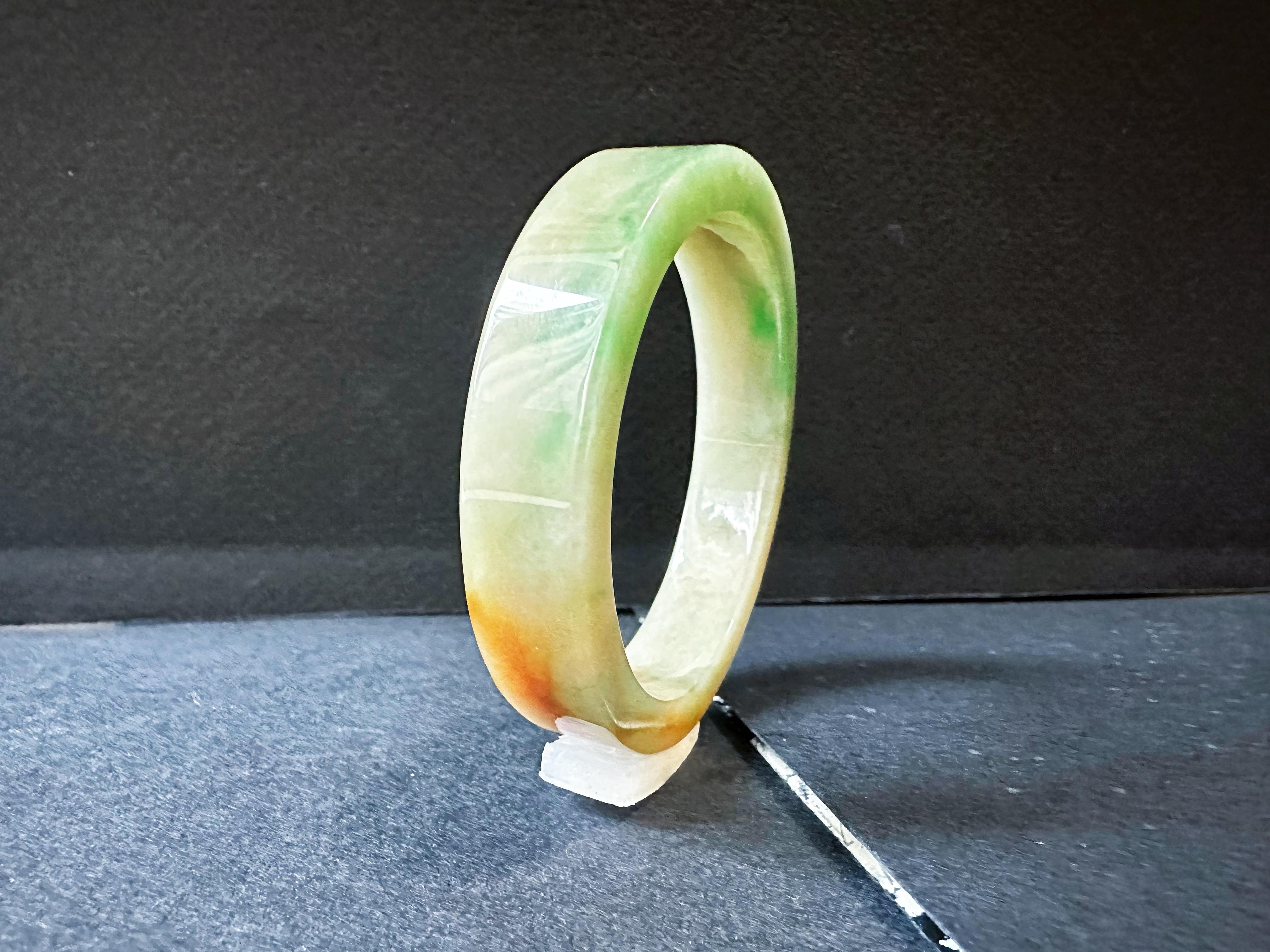 Natural Type A Myanmar Jade Bangle – Tri-Color Jadeite Pendant For Sale 2