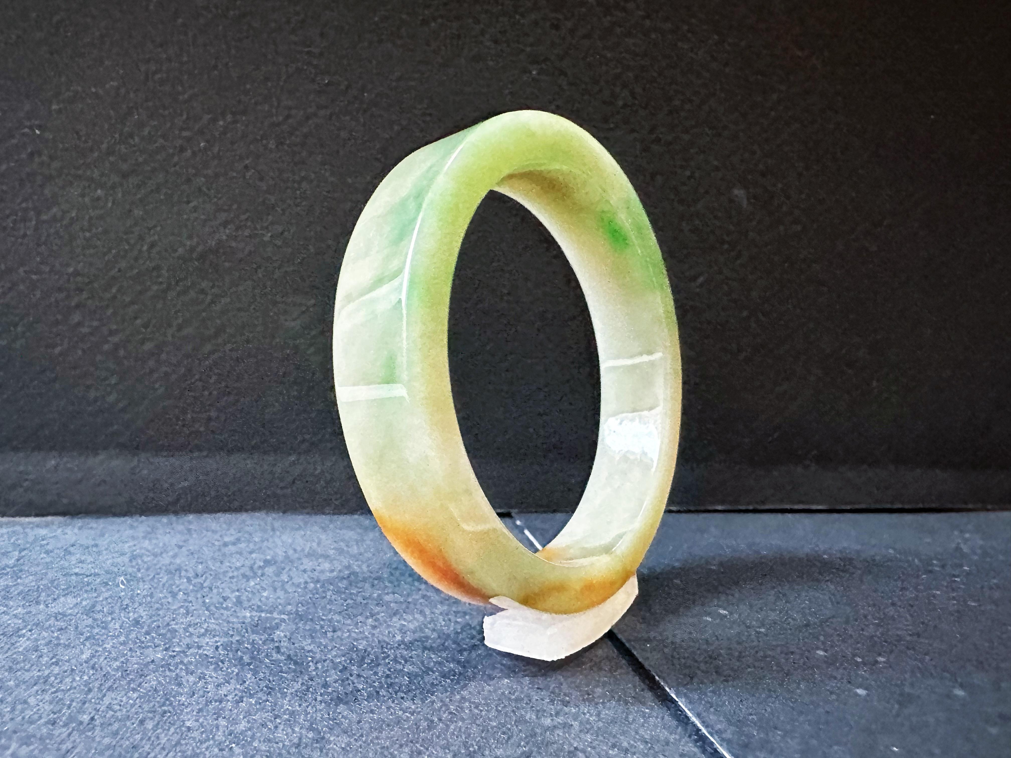 Natural Type A Myanmar Jade Bangle – Tri-Color Jadeite Pendant For Sale 3