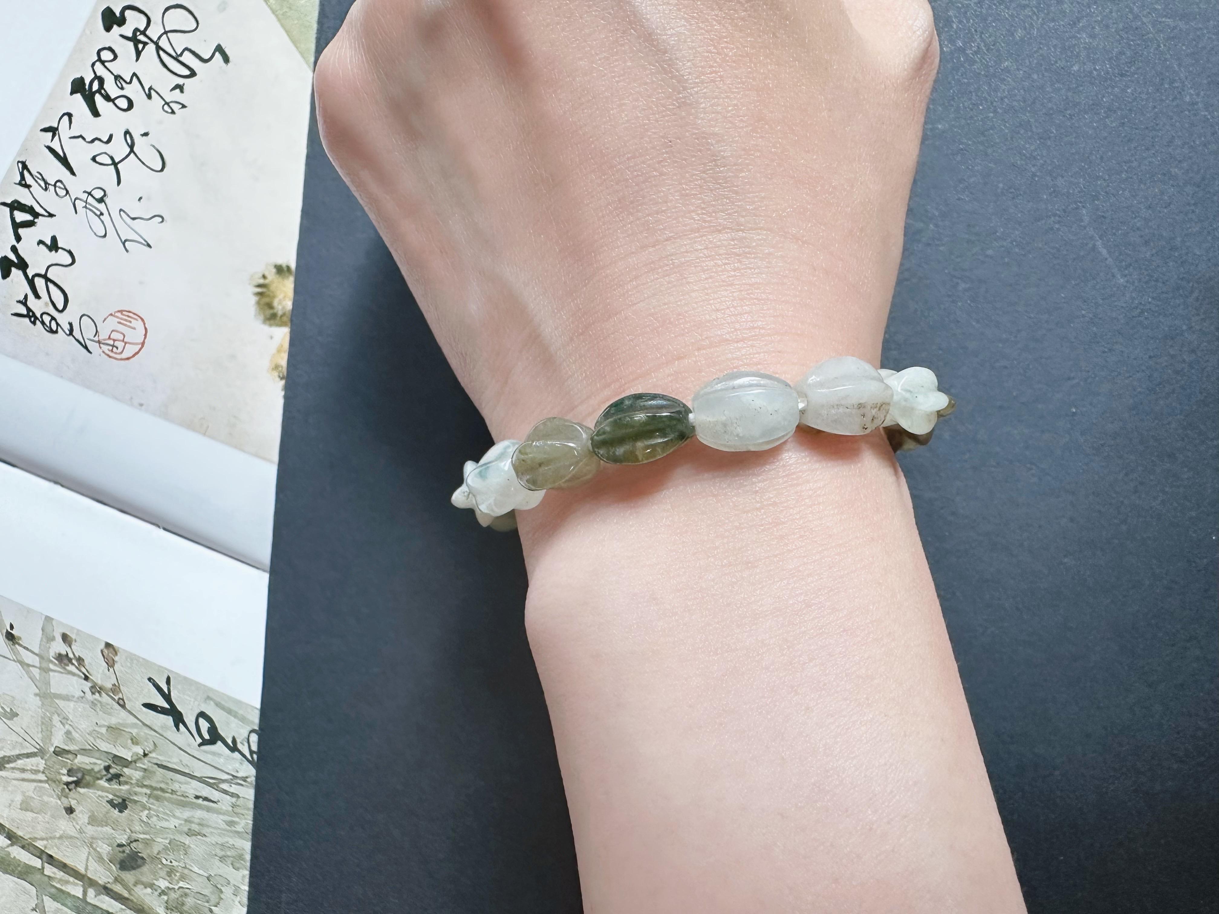 Natürliche Typ-A Myanmar Jadeit Jade geschnitzt Carambola Bead Armband - Multi-Color im Angebot 4