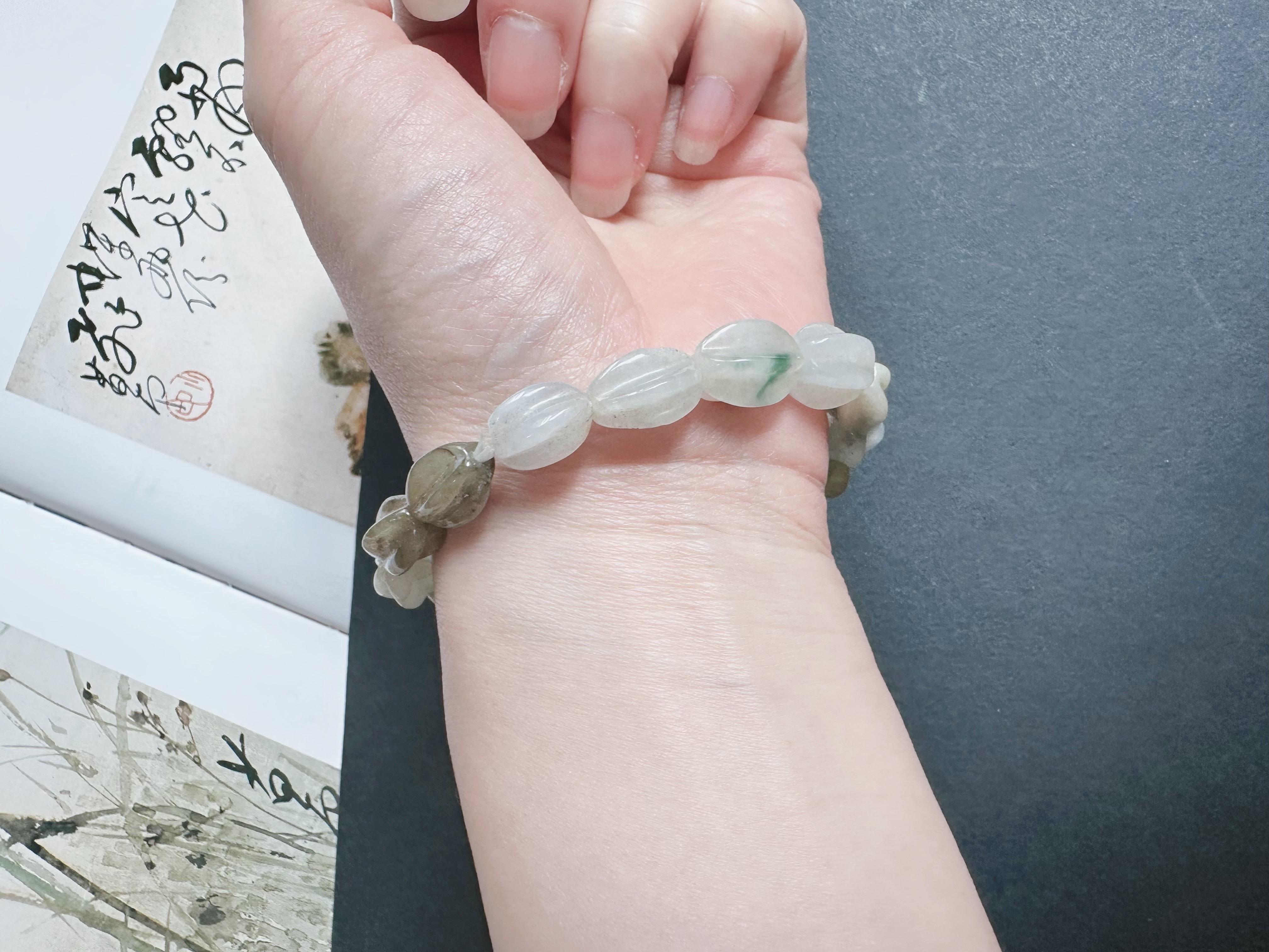 Natürliche Typ-A Myanmar Jadeit Jade geschnitzt Carambola Bead Armband - Multi-Color im Angebot 7