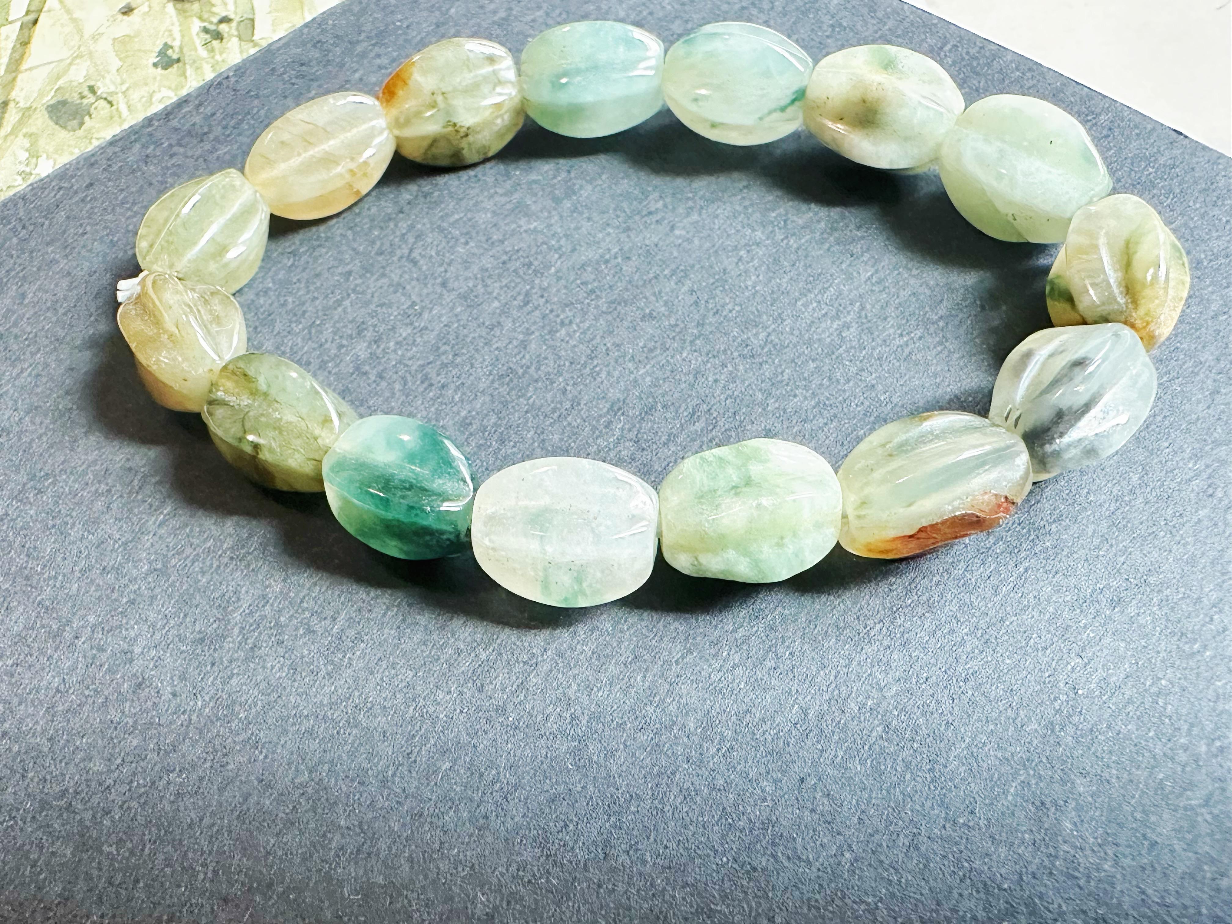 Natürliche Typ-A Myanmar Jadeit Jade geschnitzt Carambola Bead Armband - Multi-Color (Arts and Crafts) im Angebot