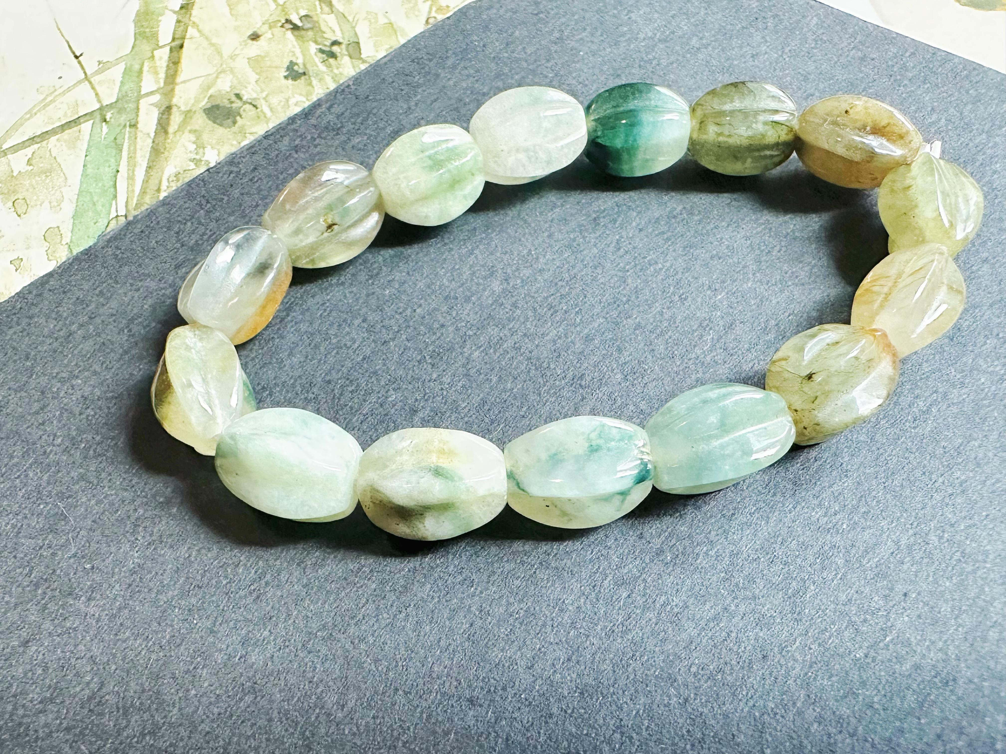 Natürliche Typ-A Myanmar Jadeit Jade geschnitzt Carambola Bead Armband - Multi-Color für Damen oder Herren im Angebot