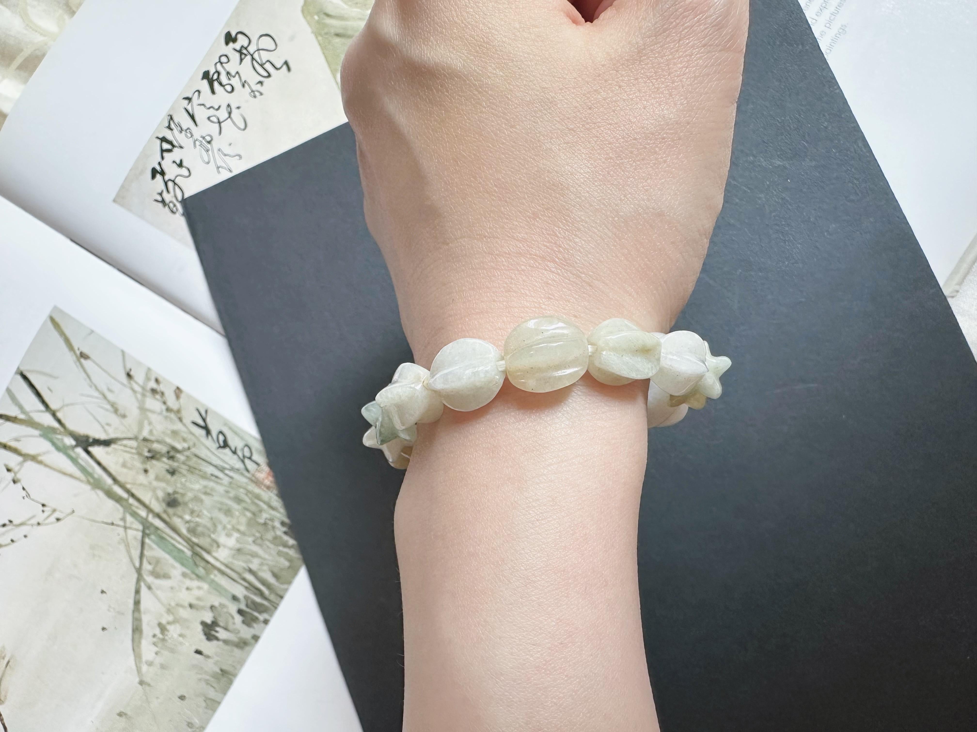 Natürliche Typ-A Myanmar Jadeit Jade geschnitzt Carambola Bead Armband - Multi-Color im Angebot 1