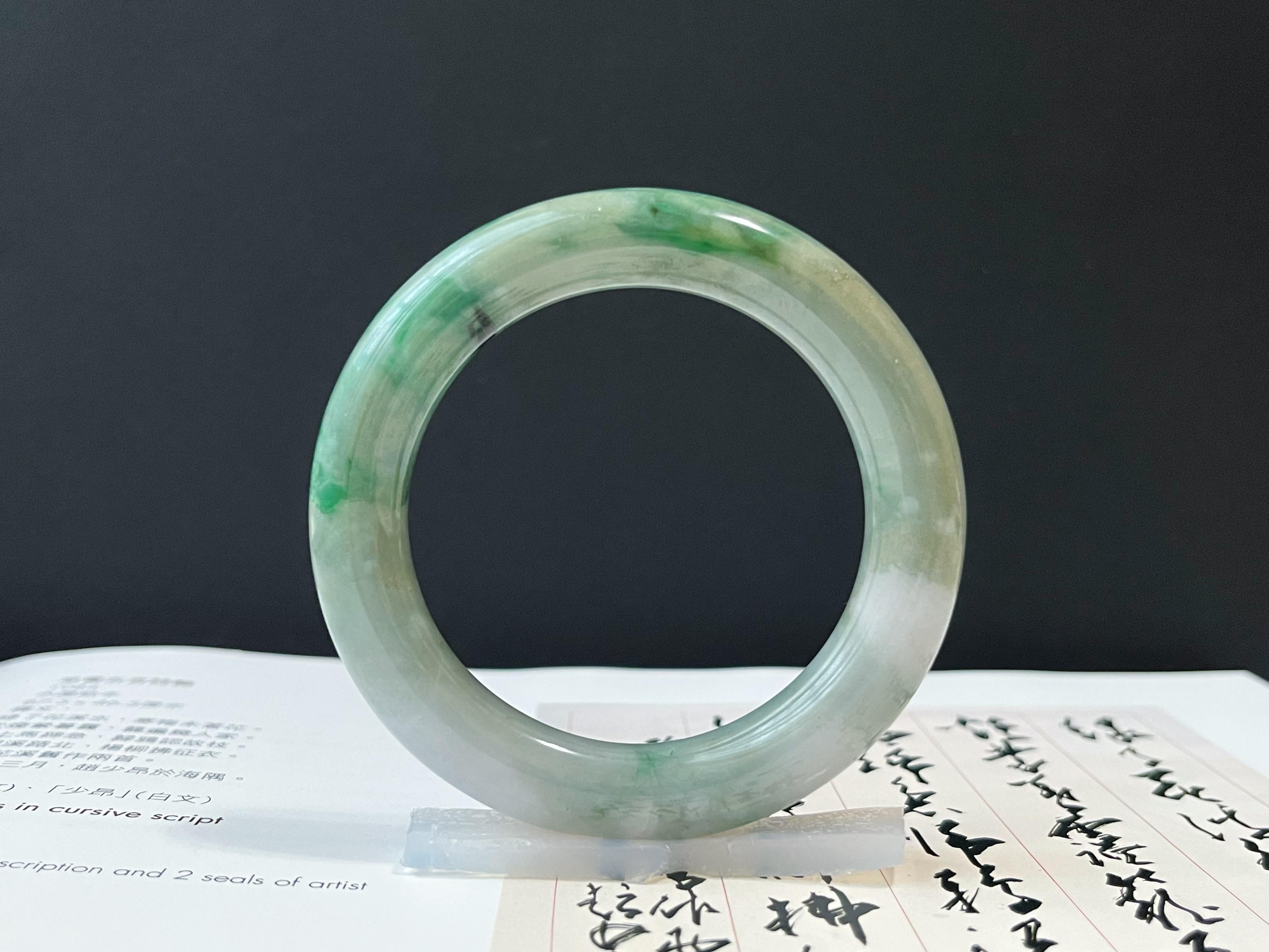 Round Cut Natural Type A Myanmar Vivid Apple Green Jadeite Jade Bangle 50 mm For Sale