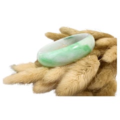 Bracelet de jade de type Nature A Myanmar Vivid Apple Green Oval Shape Jade Bracelet de jade de forme ovale