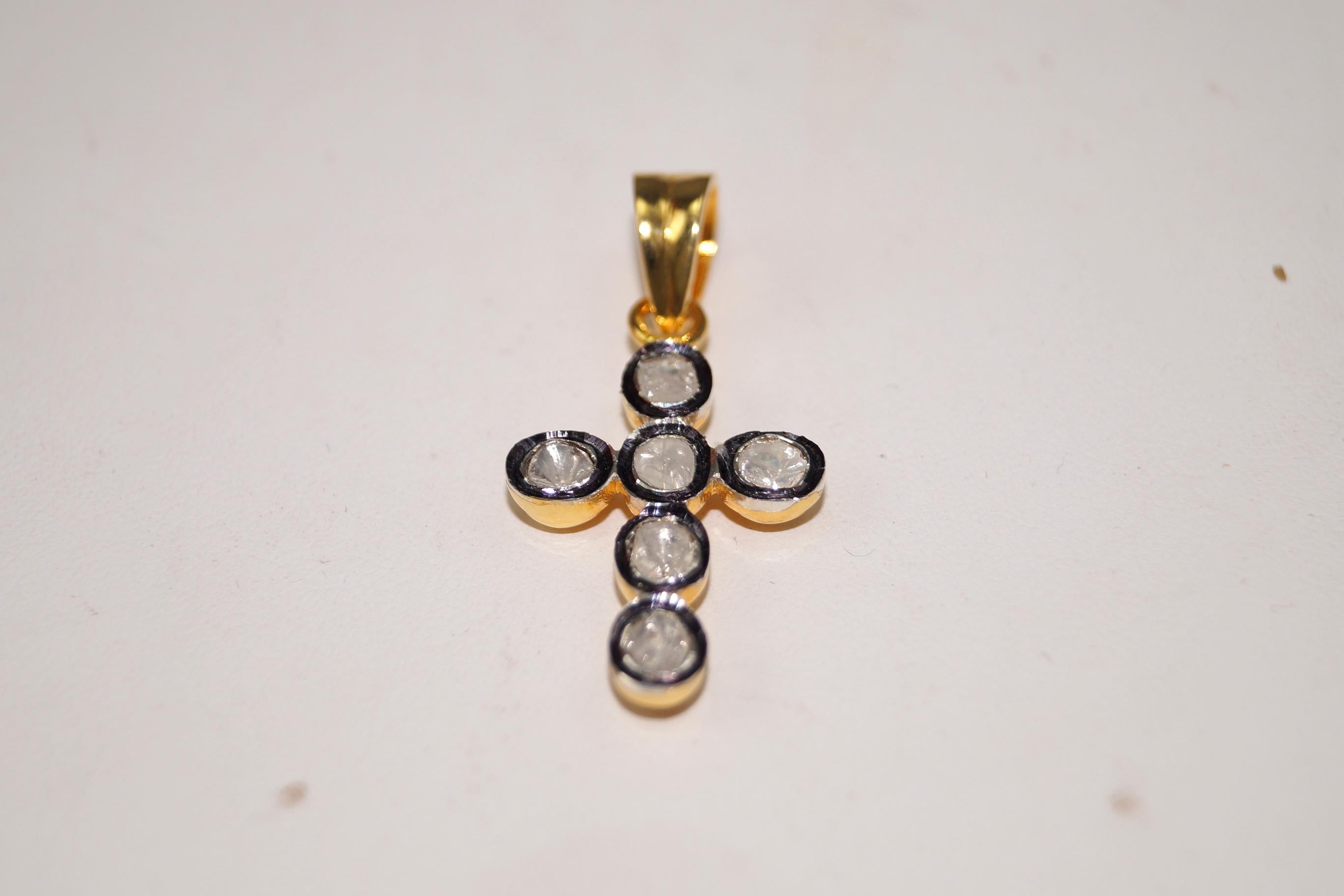 Natural Uncut diamond sterling silver cross pendant 18k gold plated For Sale 1
