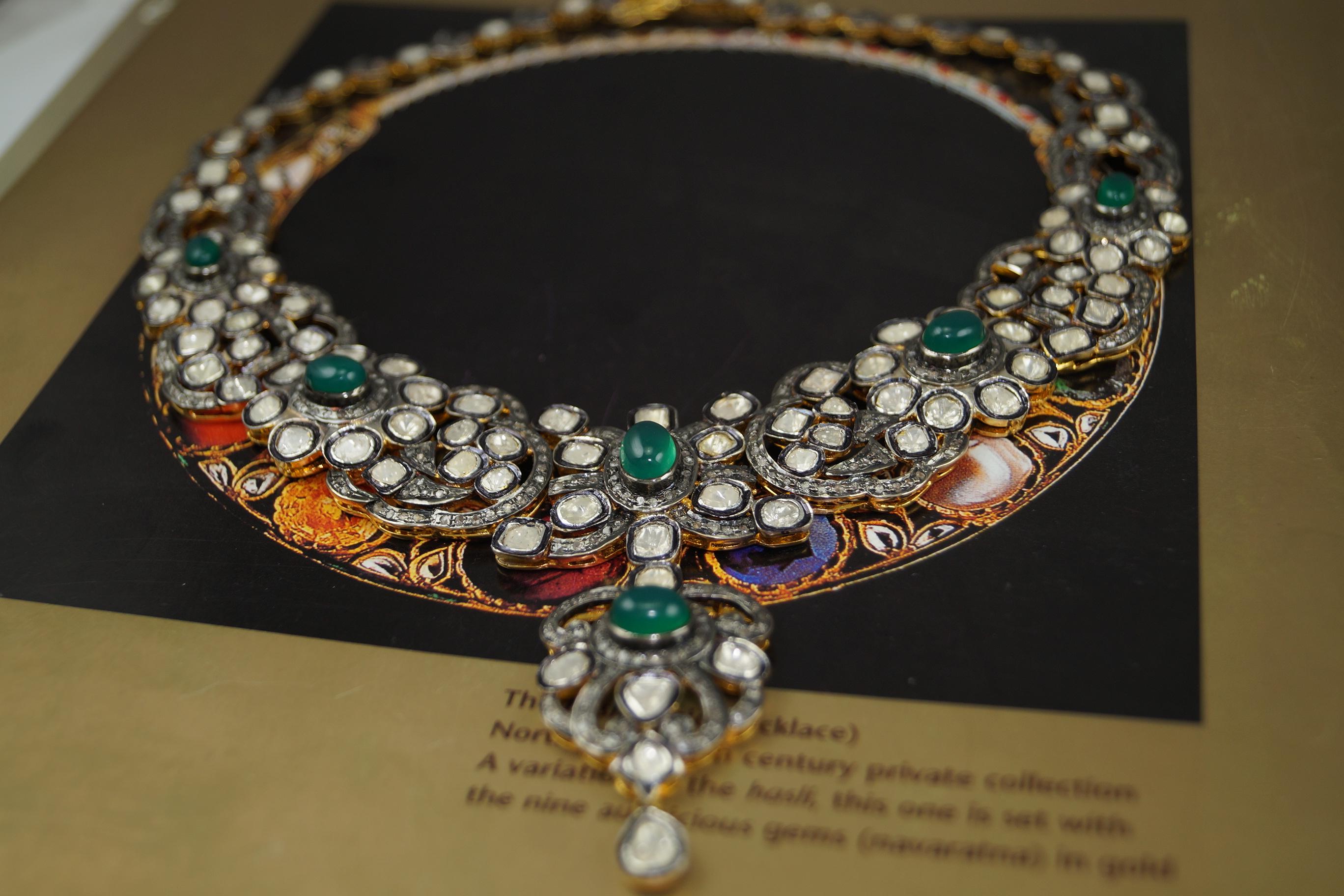 Natürliche ungeschliffene Diamanten grüner Onyx Sterling Silber Halskette mit Ohrringen im Angebot 8