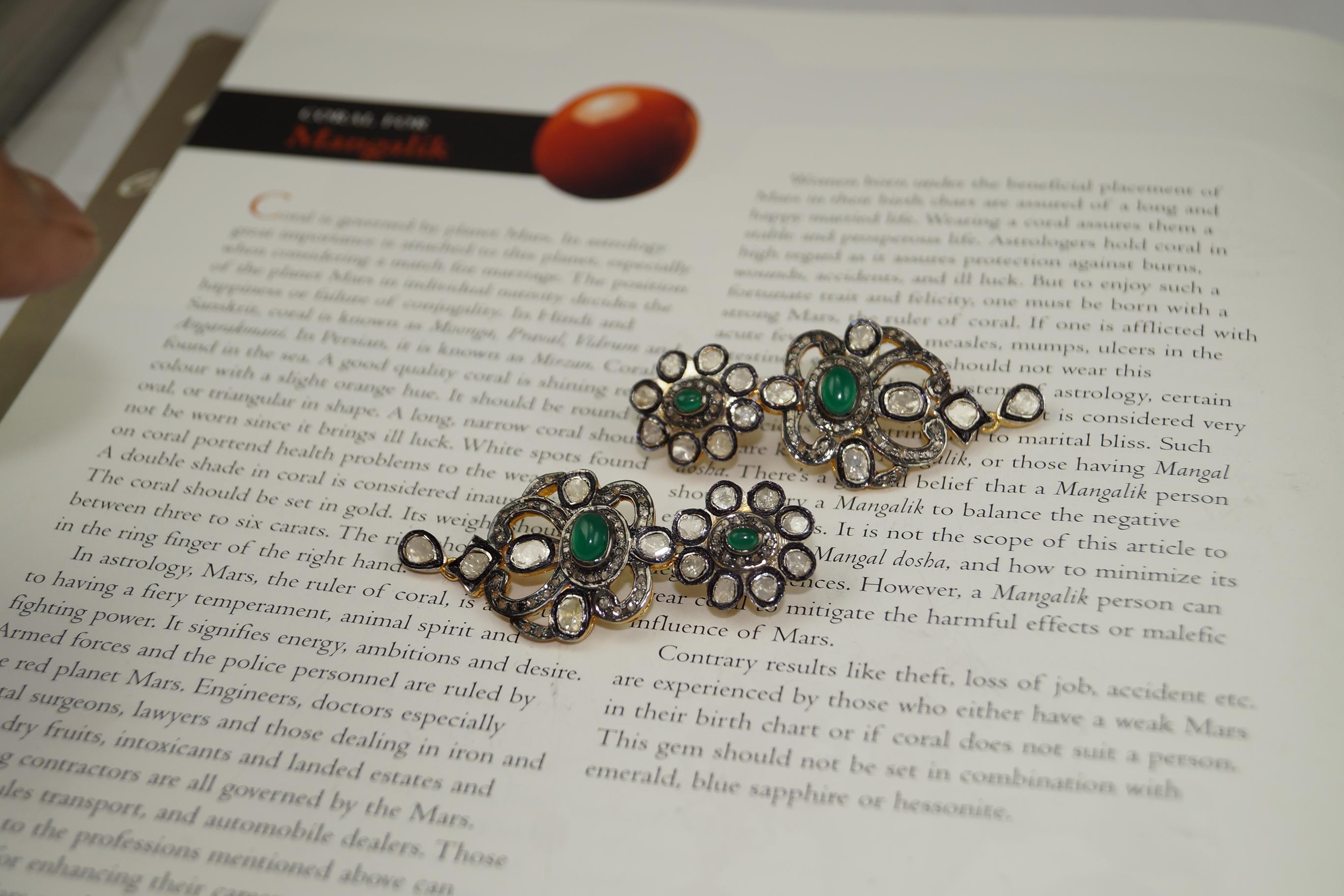 Natürliche ungeschliffene Diamanten grüner Onyx Sterling Silber Halskette mit Ohrringen im Angebot 11