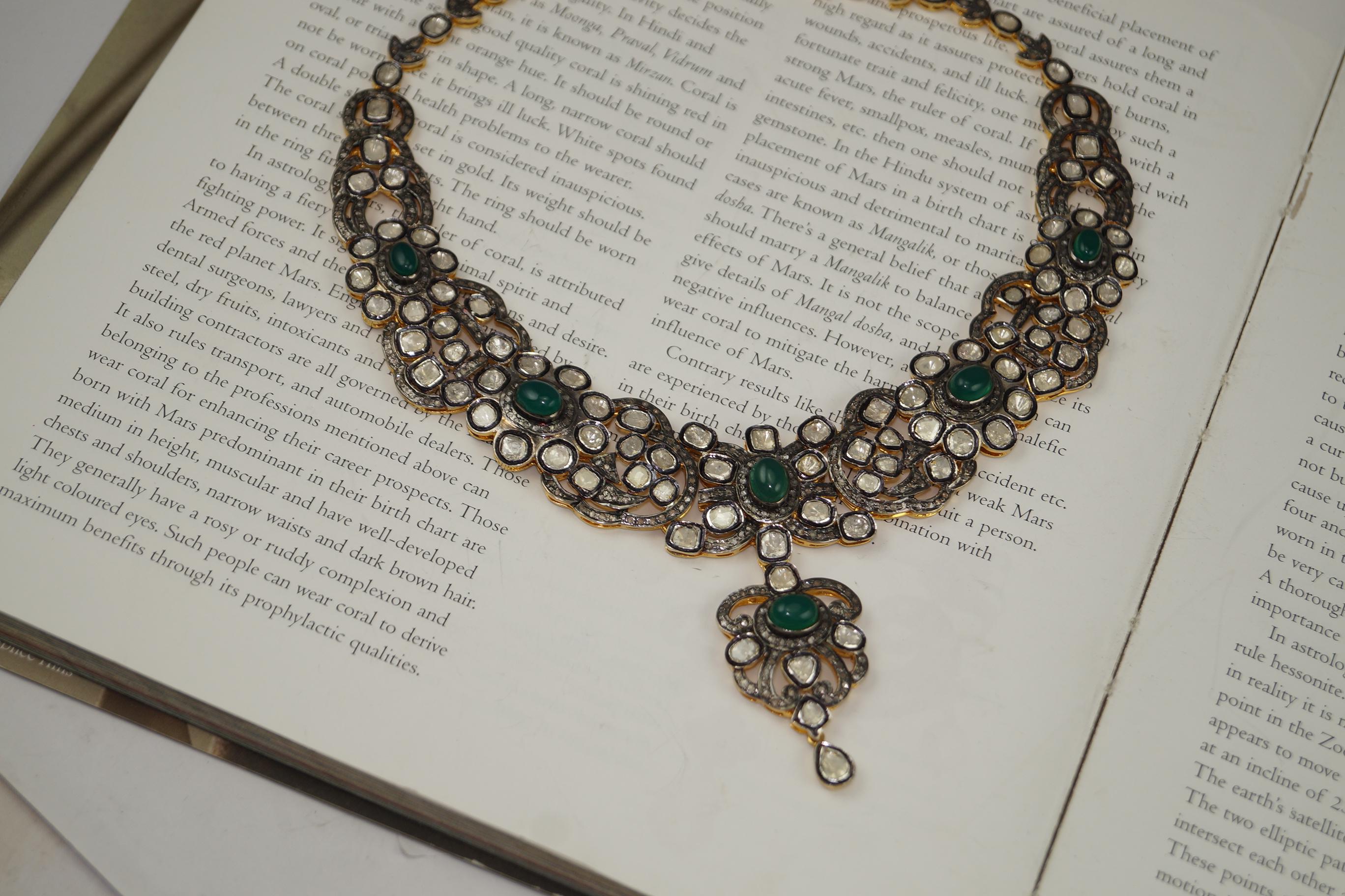 Natürliche ungeschliffene Diamanten grüner Onyx Sterling Silber Halskette mit Ohrringen im Angebot 12