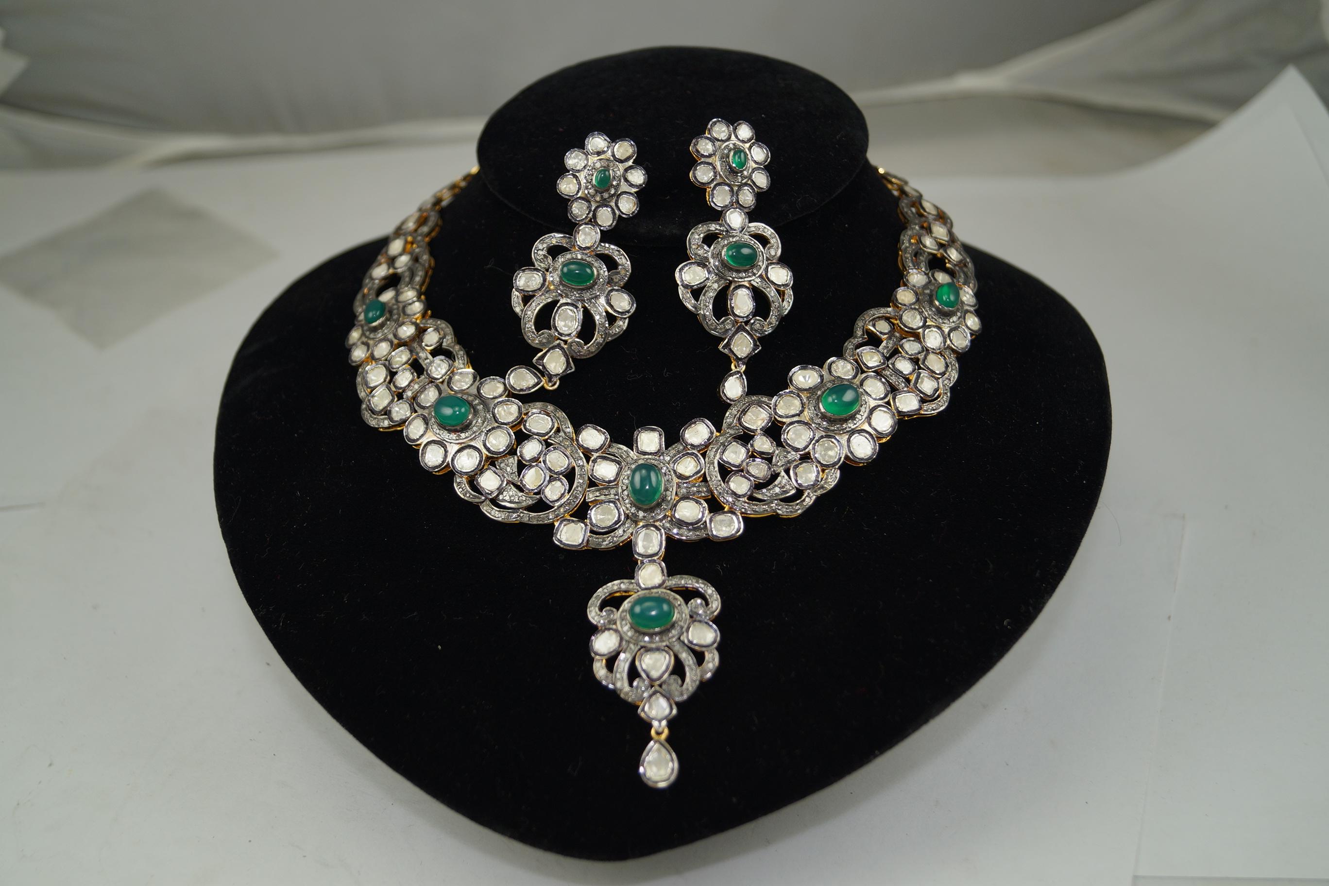 Art Nouveau Natural Uncut Diamonds green onyx Sterling silver necklace with earrings For Sale