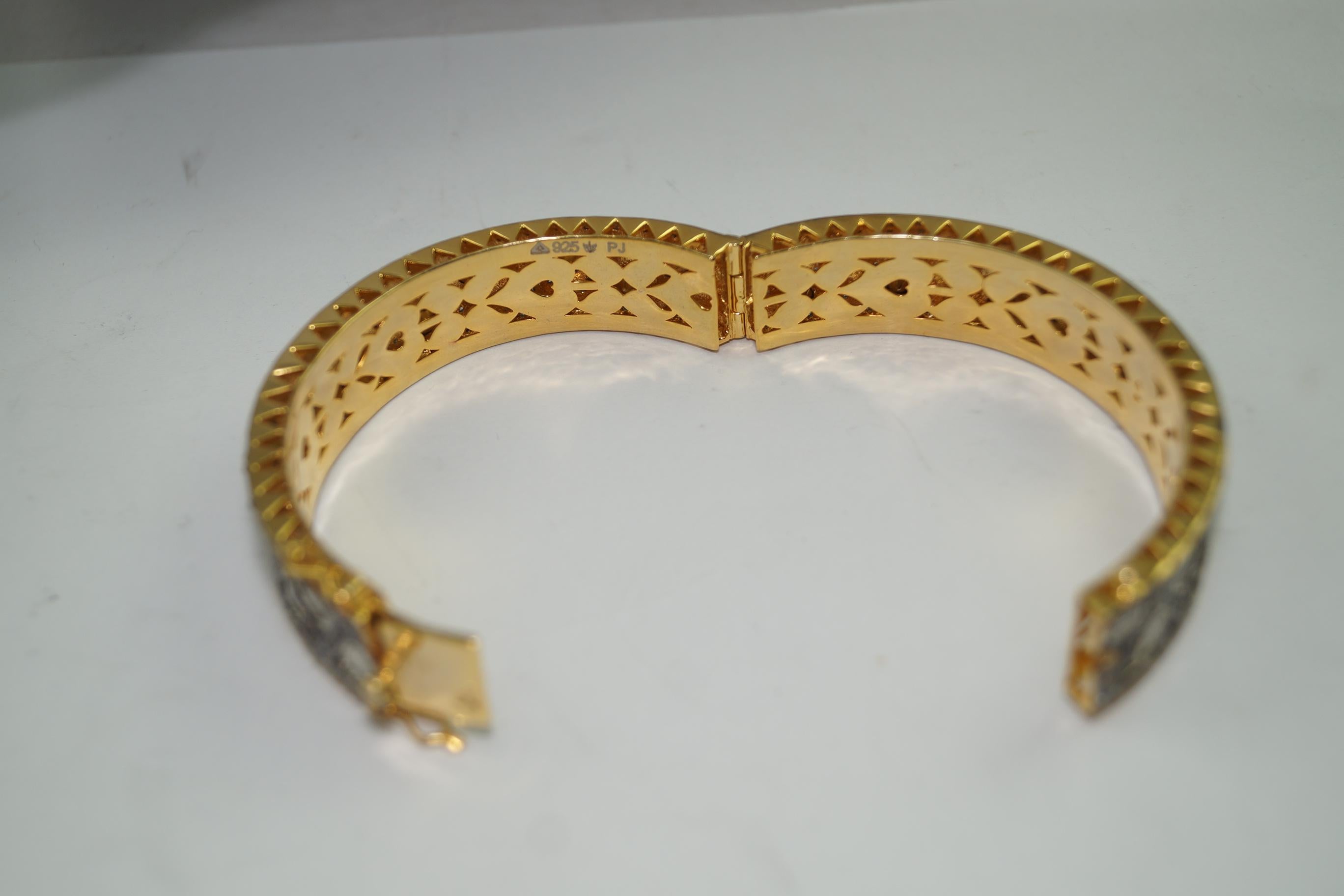 Natural uncut rose cut Diamonds sterling silver zig zag diamond Bracelet For Sale 1