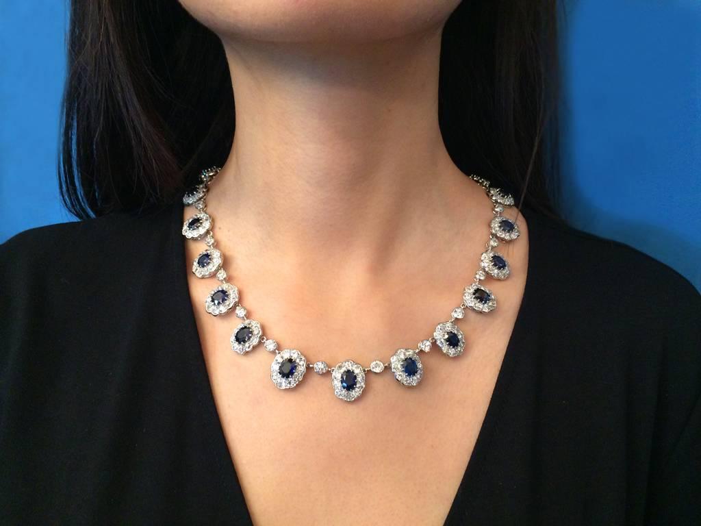 Circa 1920 Nature Unenhanced Burmese Sapphire Diamond Platinum Necklace Tiara (Collier en platine) Bon état - En vente à London, GB