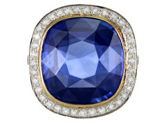 Bague grappe de saphirs de Ceylan et de diamants non rehaussés, circa 1935