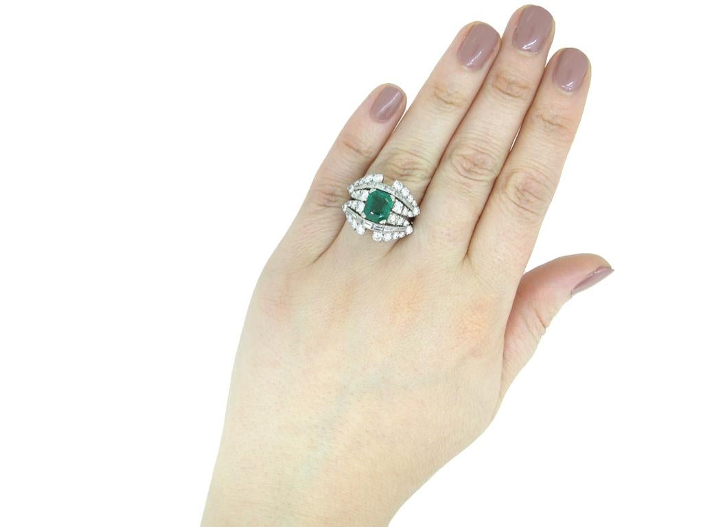 Women's Natural Unenhanced Colombian Emerald and Diamond Cluster Ring For Sale