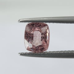Pietra preziosa naturale non trattata termicamente, spinello color pesca da 1,40 ct, taglio a cuscino, senza imperfezioni visibili a occhio nudo