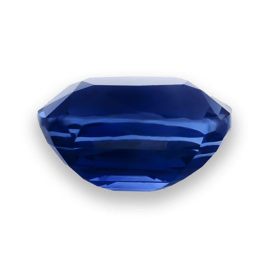 Women's or Men's Natural Unheated Blue Sri Lankan Sapphire Gemstone 4.02 carats with GIA Report For Sale