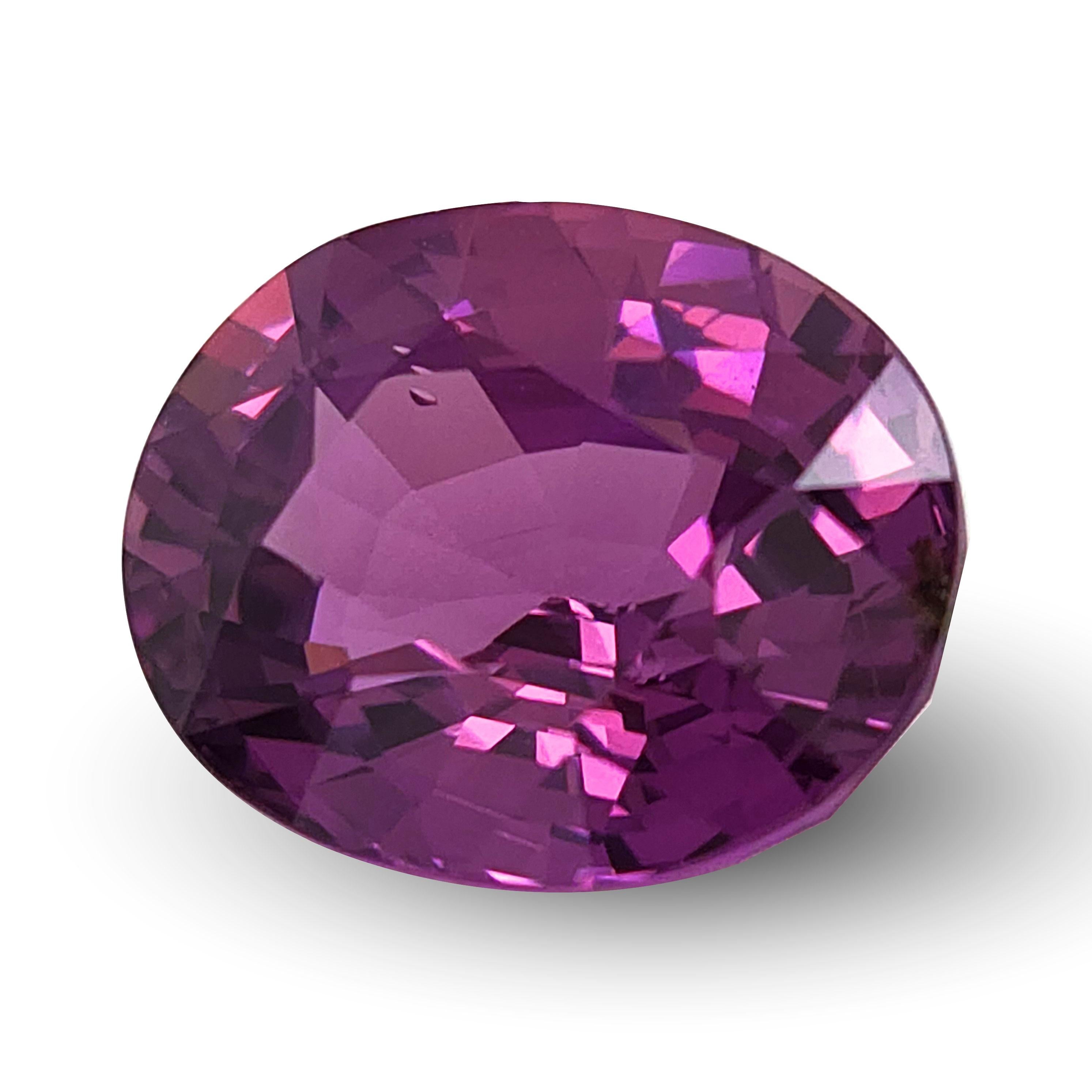Gemma di zaffiro rosa-viola non riscaldata Nature 4.23 carati con rapporto GIA In condizioni Nuovo in vendita a Los Angeles, CA