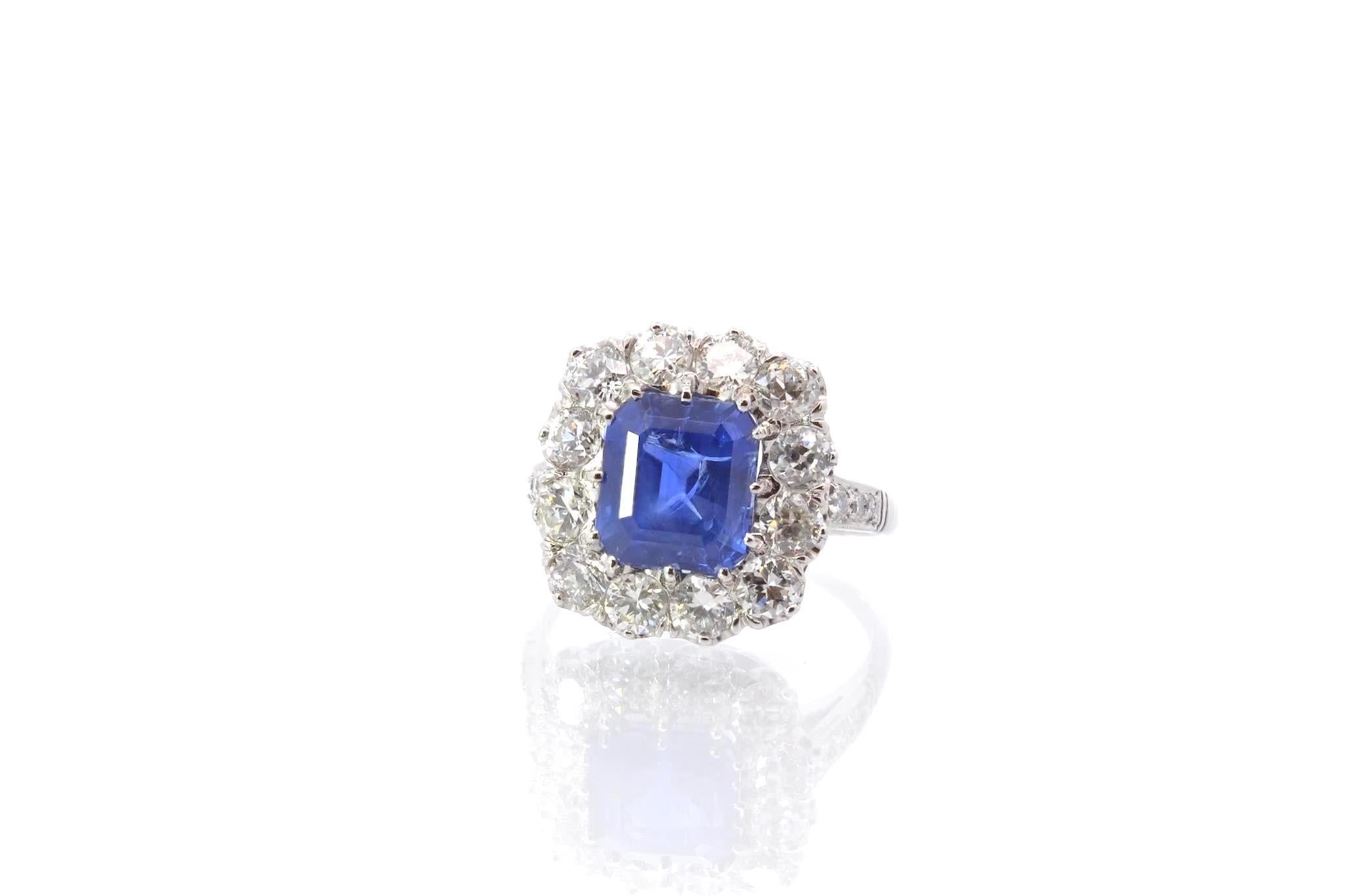 Ring aus Platin mit natürlichem, nicht erhitztem Saphir und Diamant im Zustand „Gut“ im Angebot in PARIS, FR