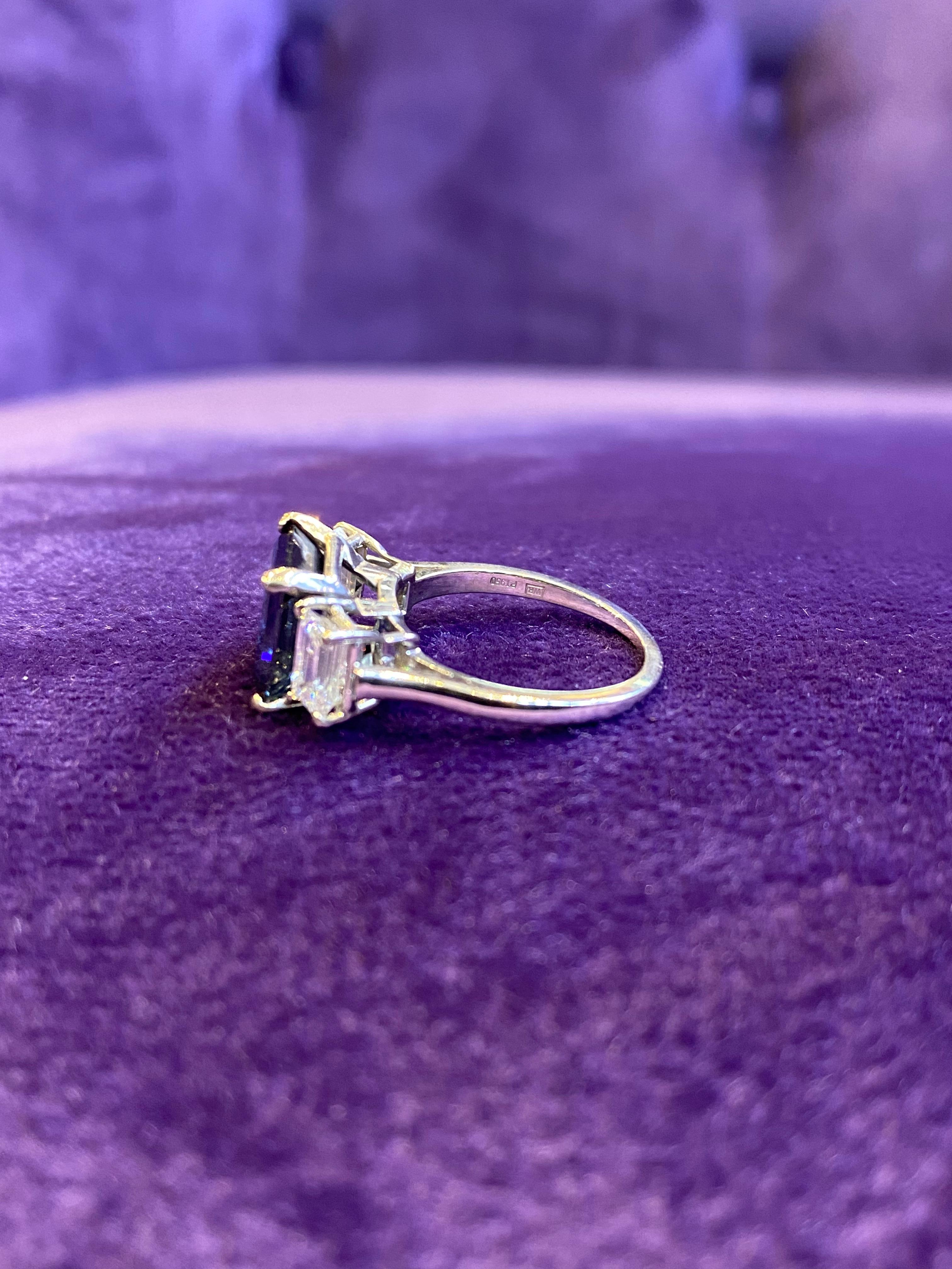 Natural Unheated Sapphire Diamond Cocktail Ring For Sale 2