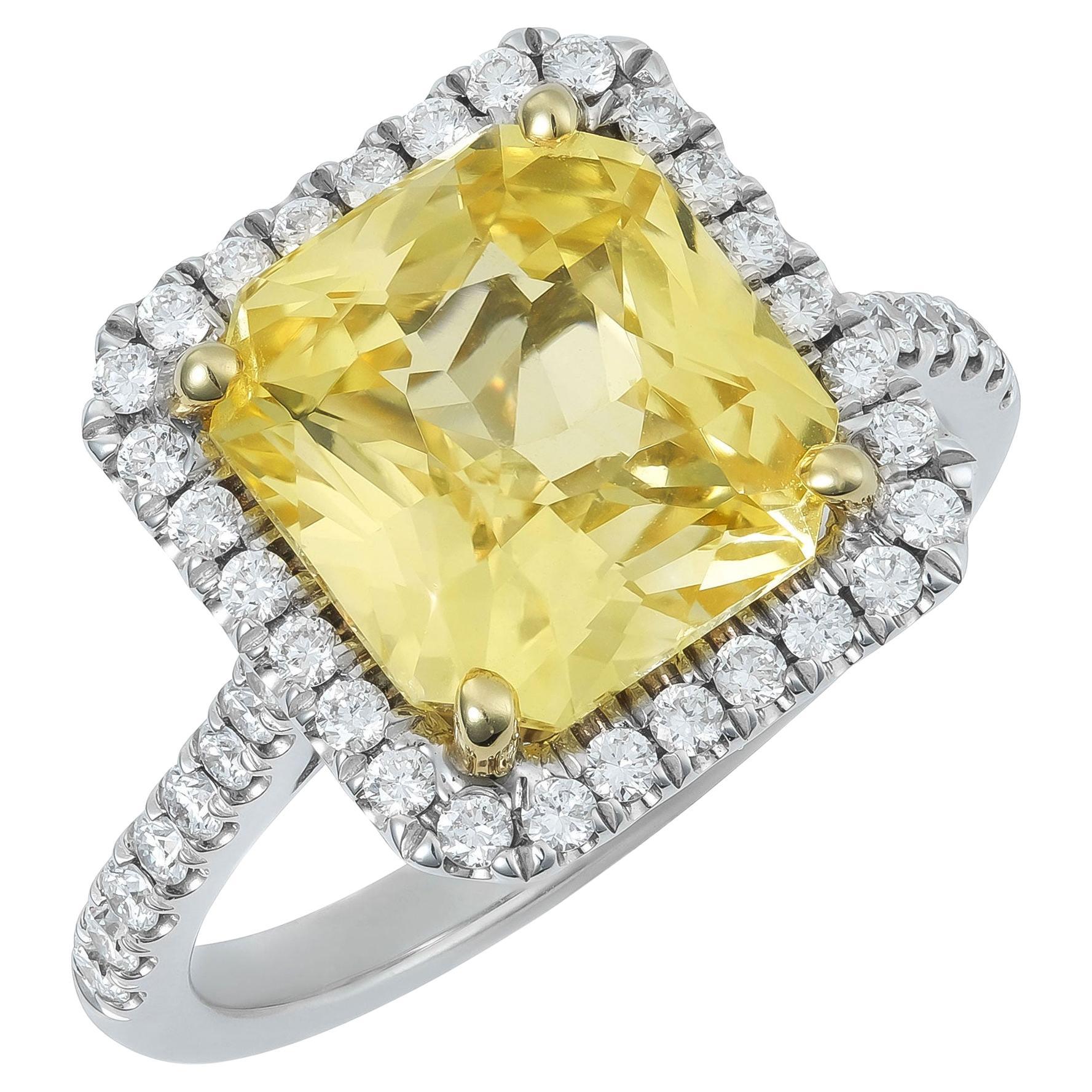 Nature Sapphire Stone 5.63cts in 14K 2 Tone Gold Ring w Dia/GIA Report