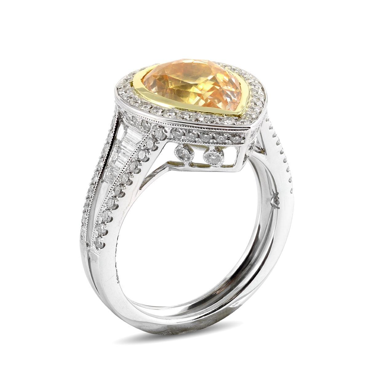 Natural Unheated Yellow Sapphire Stone 4.97 cts in 18KW&YG w Diamonds/GIA Report In New Condition For Sale In Los Angeles, CA