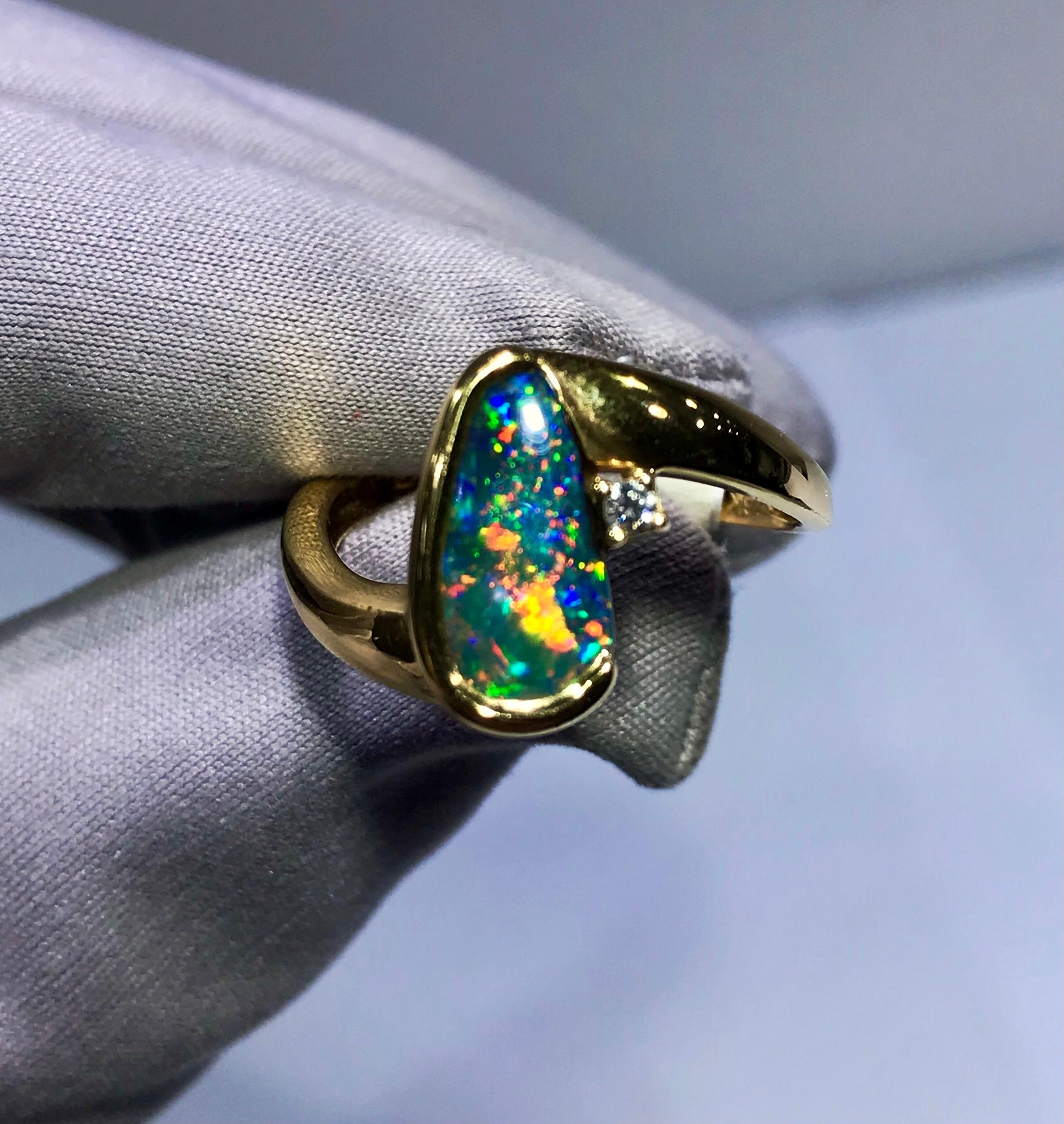 bague or et opale