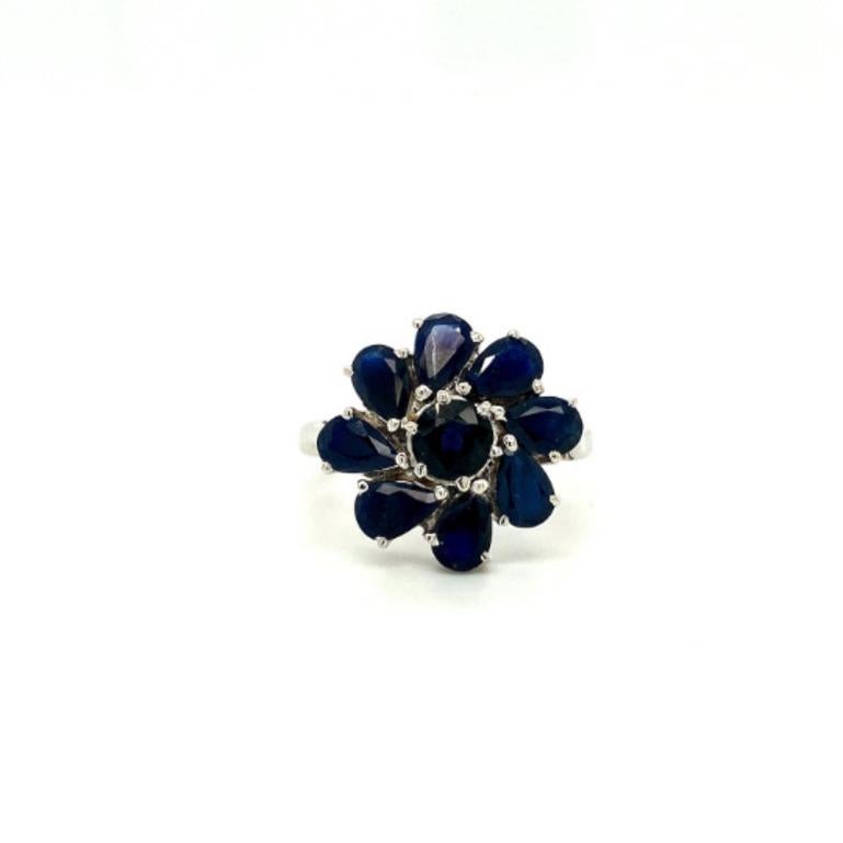 For Sale:  Natural Untreated Blue Sapphire Sterling Silver Flower Ring for Her 2