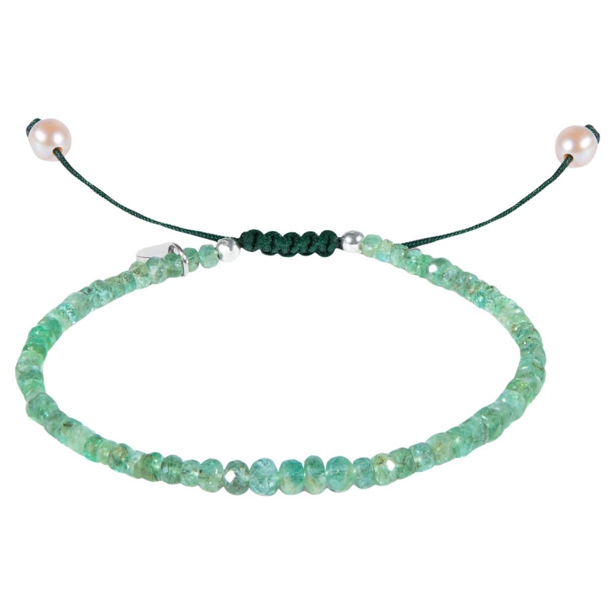 Natural, untreated emerald beaded bracelet with drawstring closure For Sale