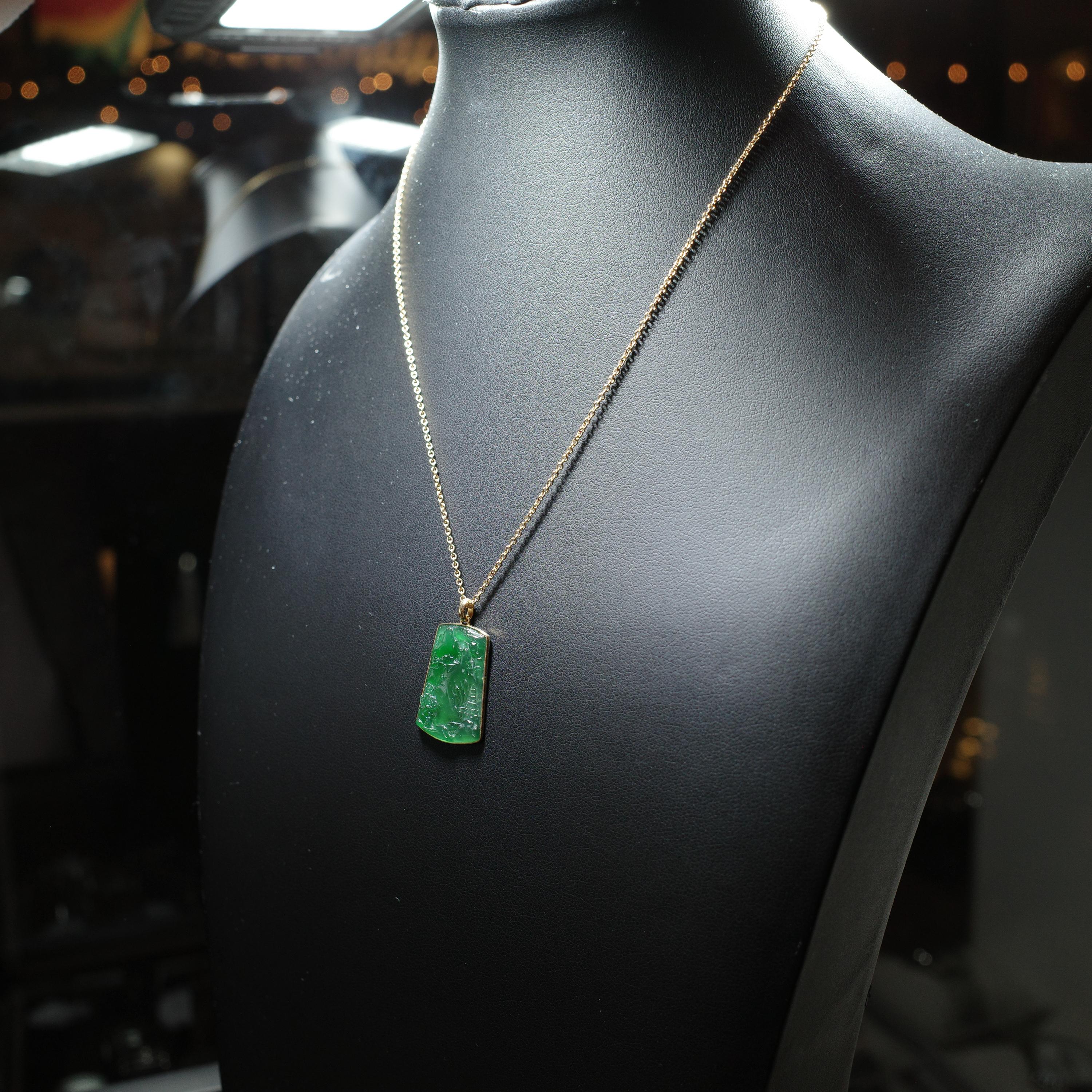 Natural Untreated Fei Cui (Guatemalan Jade) Hand-Carved Landscape Pendant in 18K For Sale 5