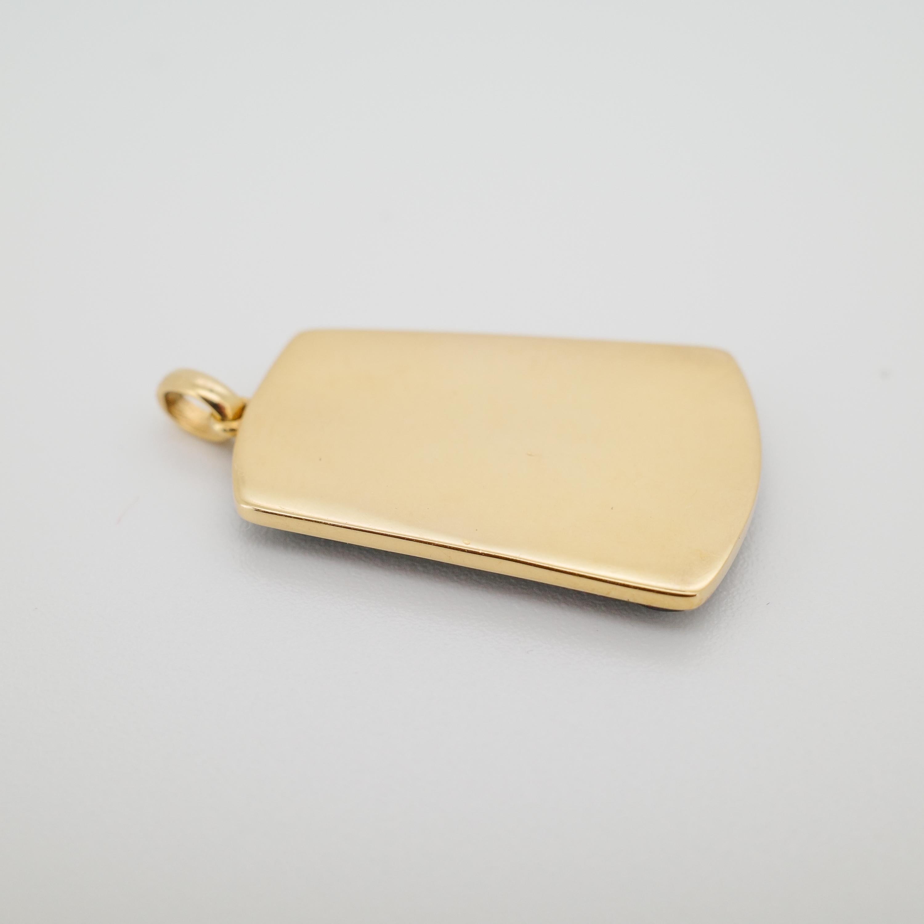 Natural Untreated Fei Cui (Guatemalan Jade) Hand-Carved Landscape Pendant in 18K For Sale 2