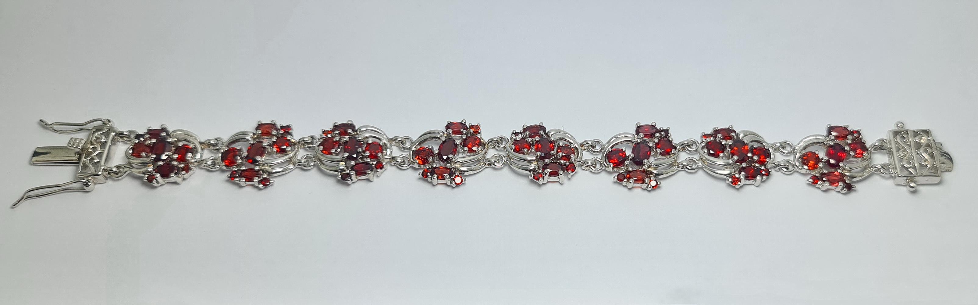 Oval Cut Natural Untreated Garnet .925 Sterling Silver Rhodium Plated Bracelet For Sale