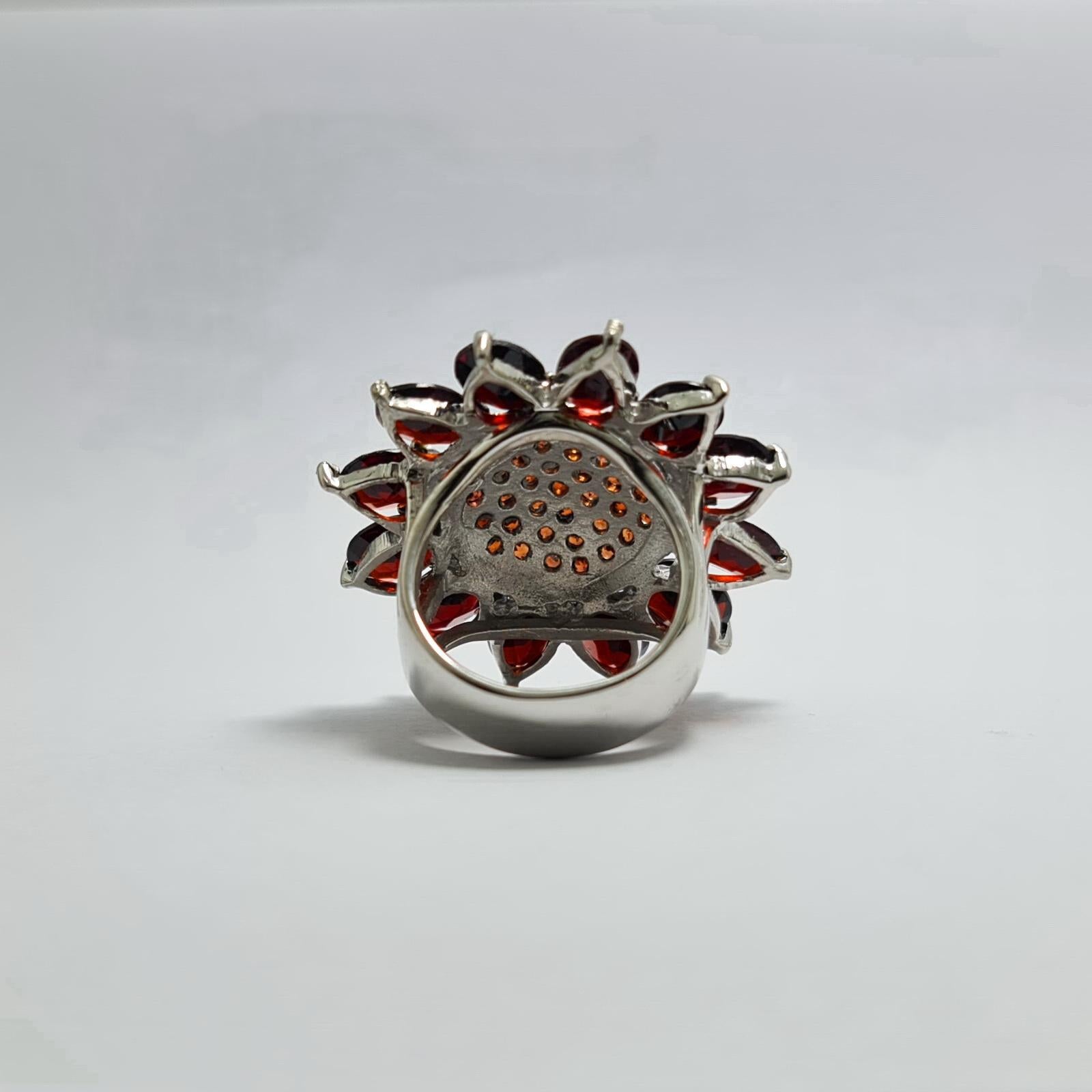 13Cts Natural Untreated Garnet Sun Flower Sterling Silver Rhodium Plated Ring For Sale 1