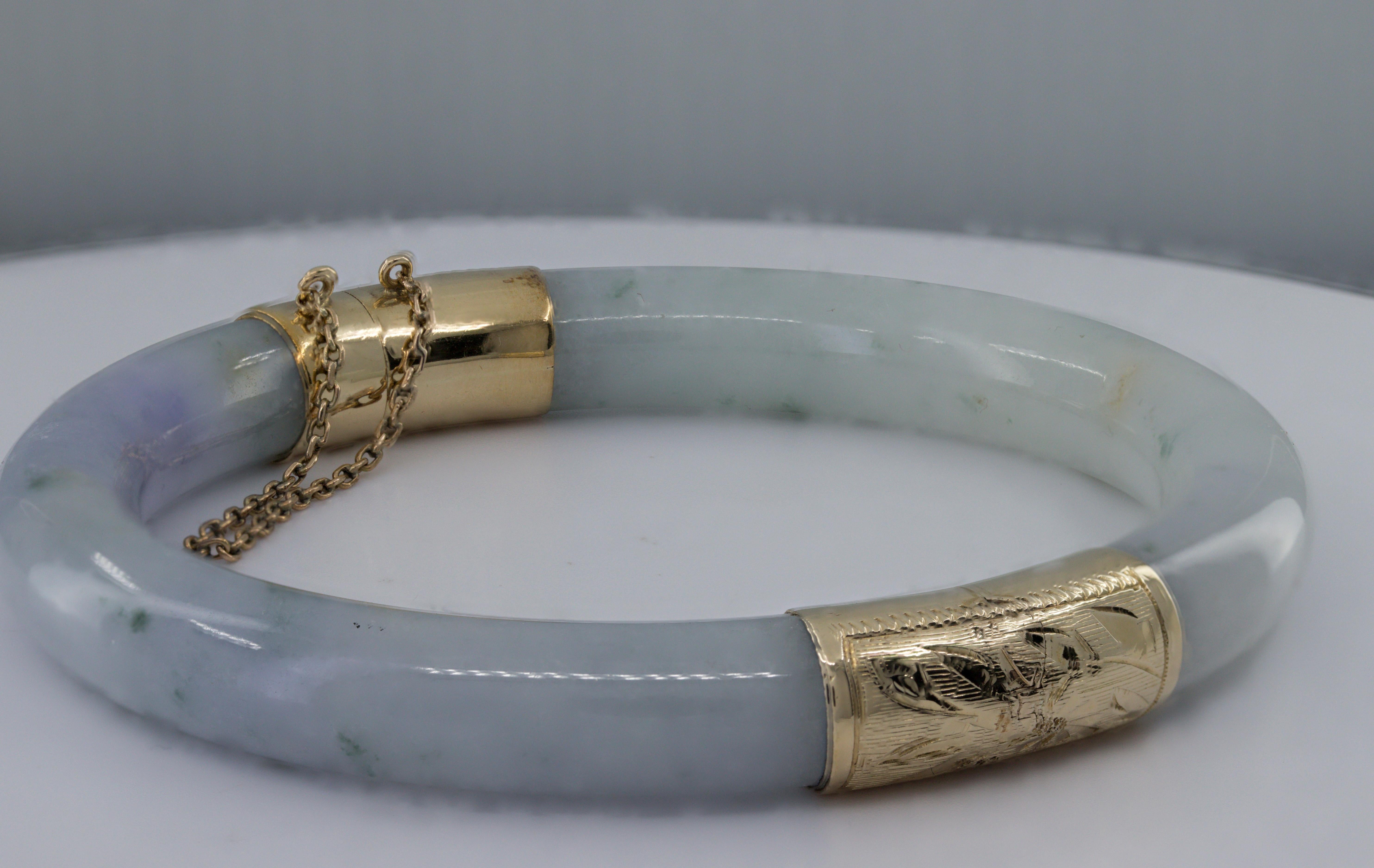 Natural Untreated GIA Certified Jadeite Jade 14K Gold Hinged Bangle Bracelet For Sale 4