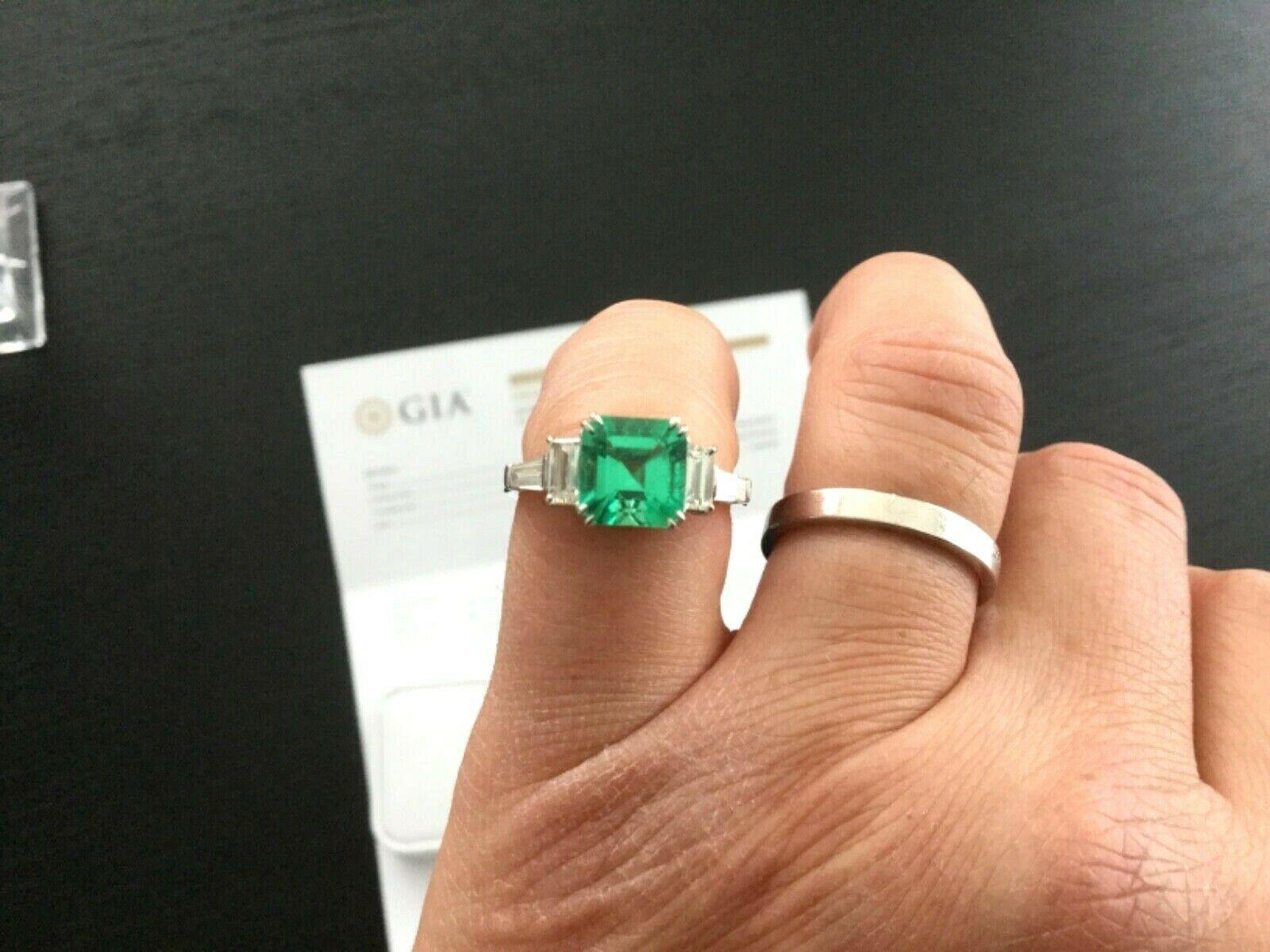 Art Deco Natural Untreated Green Emerald 2.04 Ct GIA Cert W/ 18 K Gold and Diamond Ring