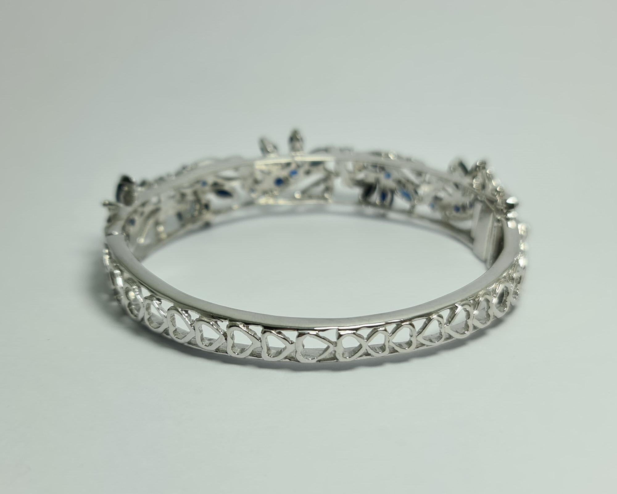 Bracelet jonc en argent sterling plaqué rhodium avec saphir royal naturel non traité de 15 carats, 925 carats Pour femmes en vente