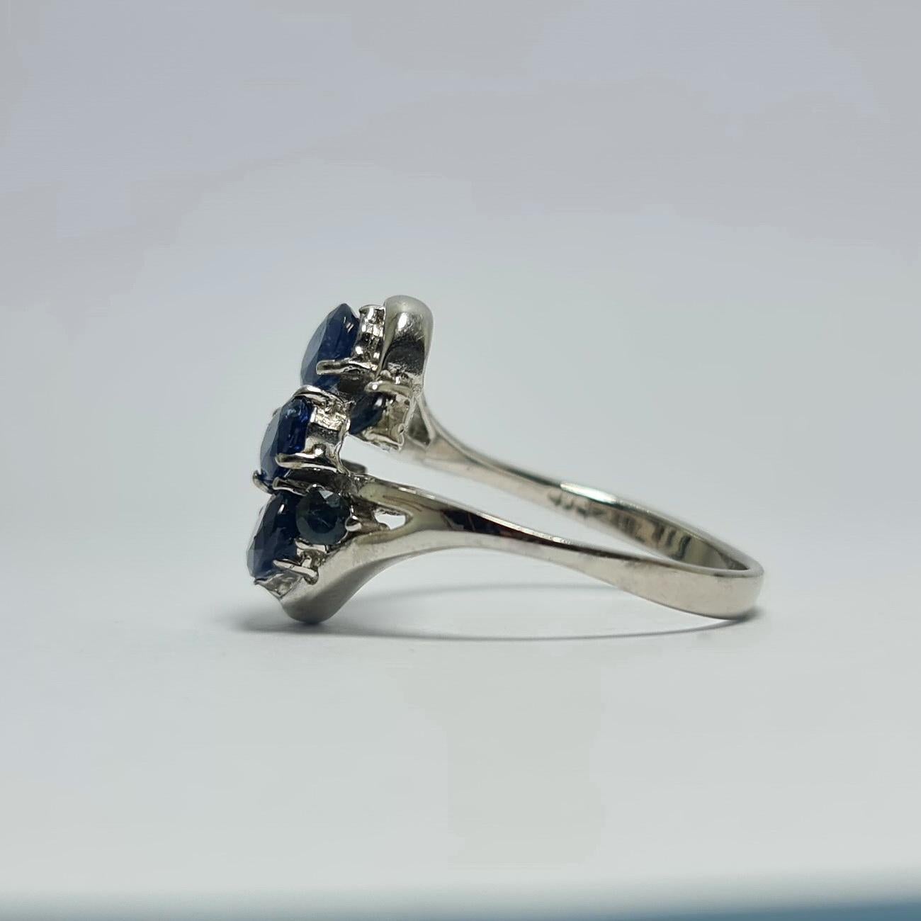 Natural Untreated Royal Blue Sapphire.925 Sterling Silver Rhodium Plated Ring In New Condition For Sale In Los Angeles, CA