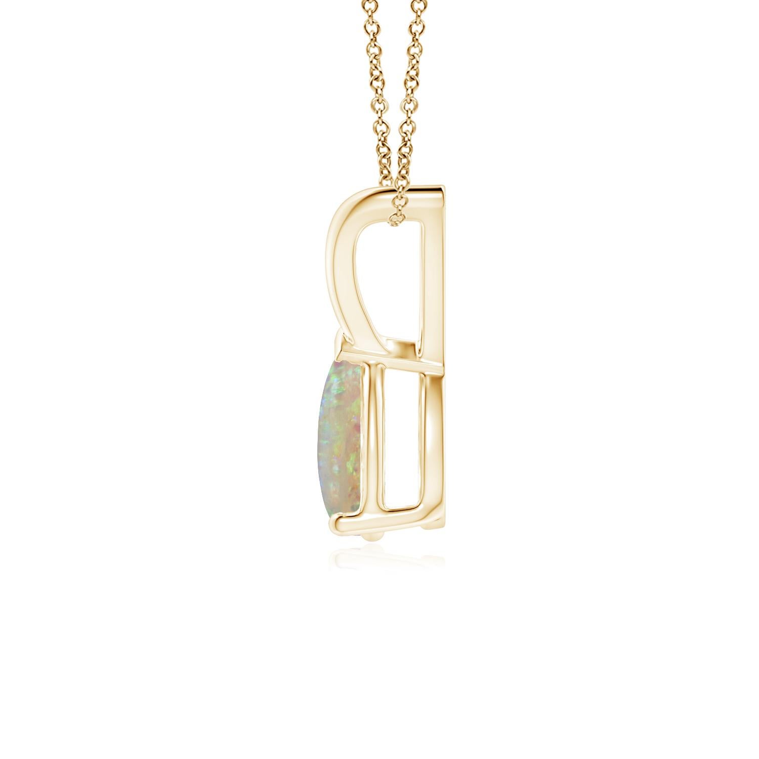 Taille cabochon ANGARA Pendentif solitaire en or jaune 14 carats avec opale naturelle en forme de poire de 0,42 carat en vente