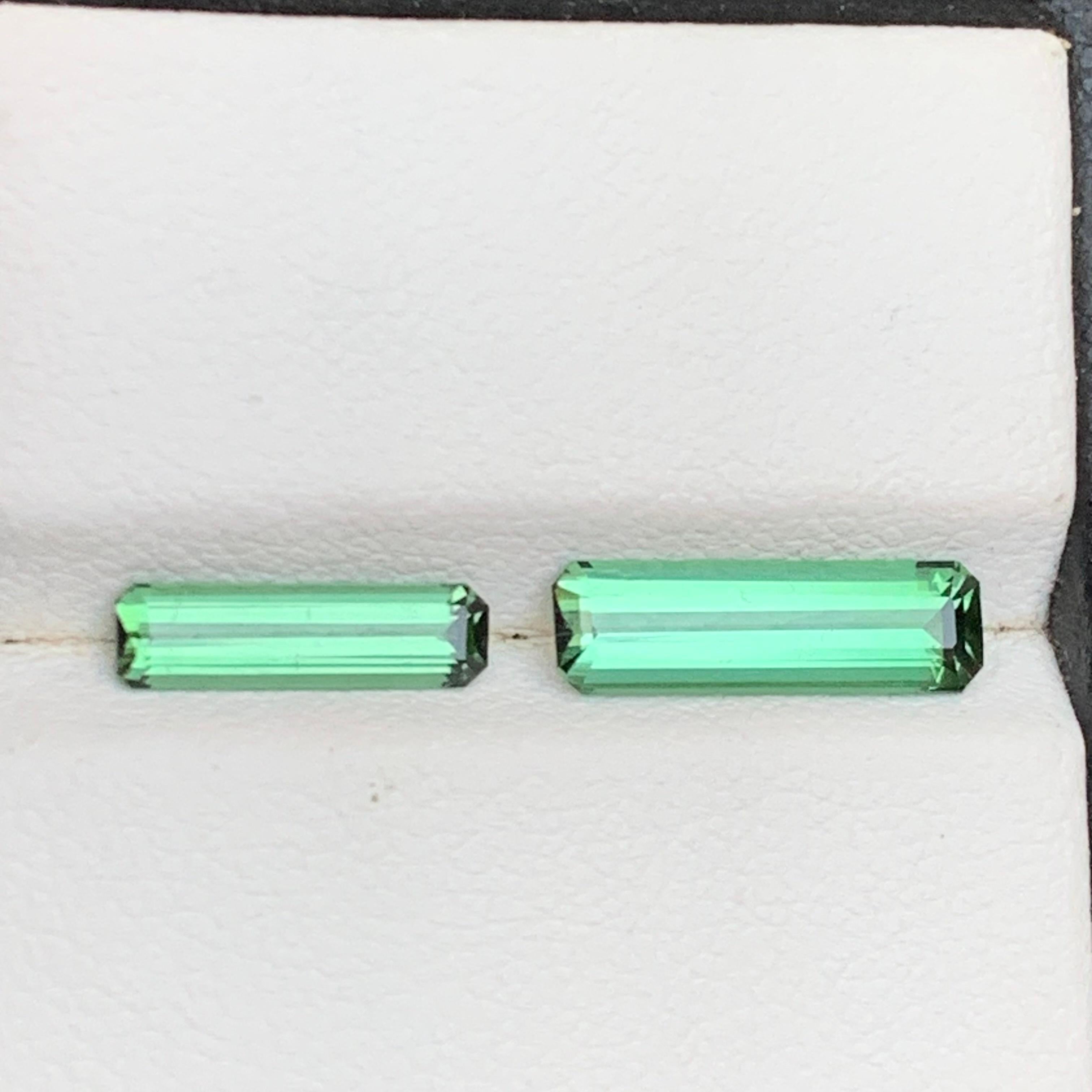 da uomo o donna Nature Vibrant Green Tourmaline 2.54 Ct Emerald Cut Loose Gemstones per Jewell in vendita