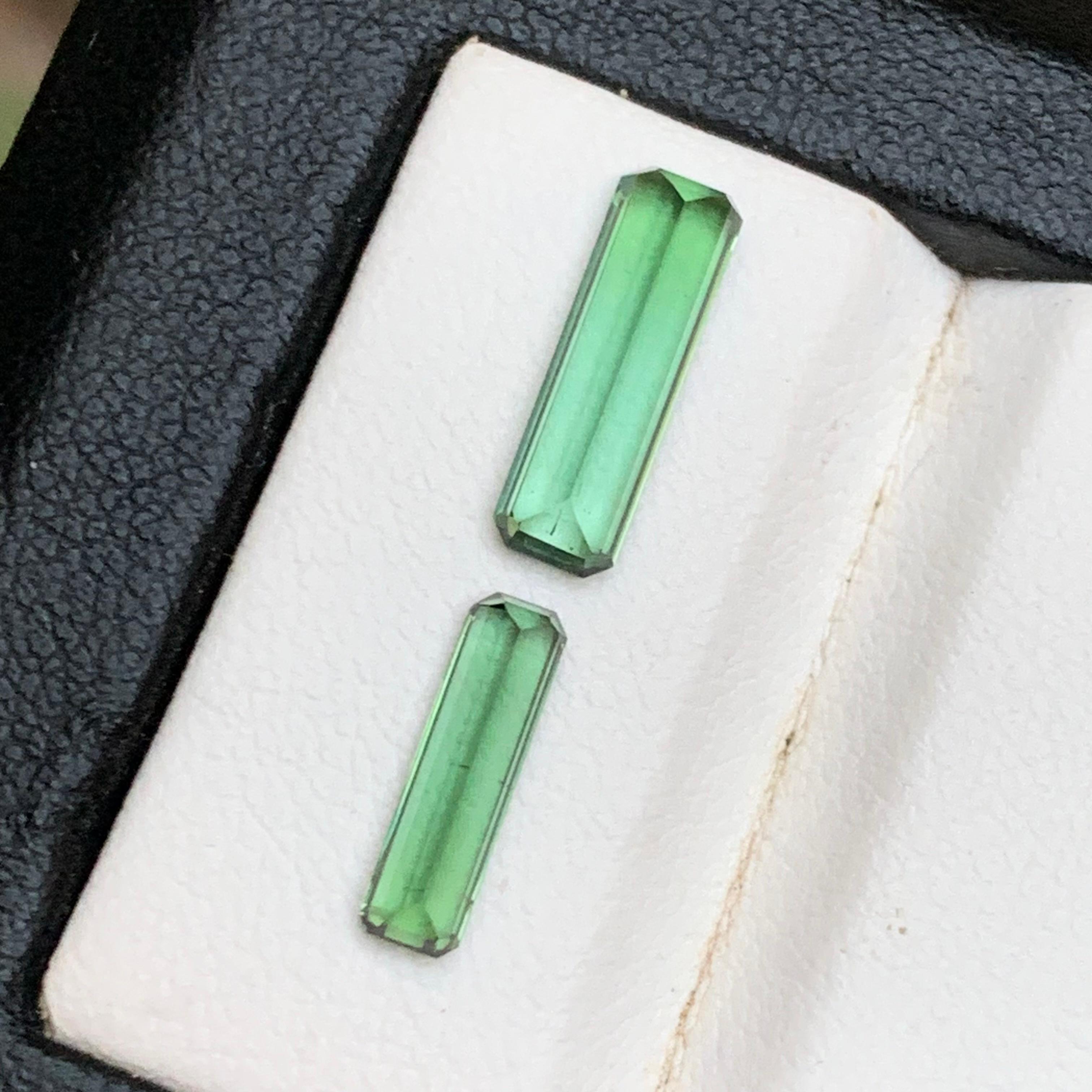 Nature Vibrant Green Tourmaline 2.54 Ct Emerald Cut Loose Gemstones per Jewell in vendita 2