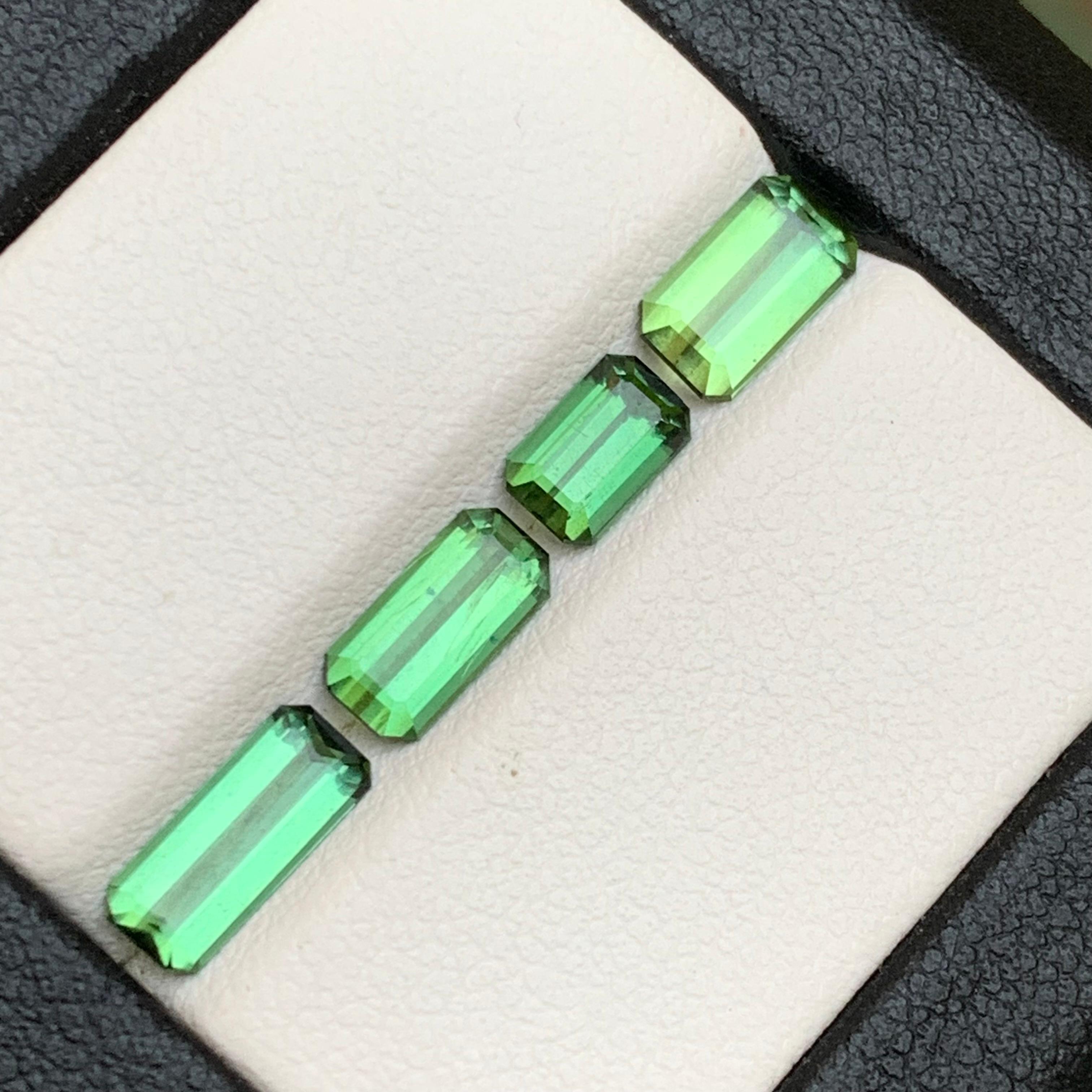Turmalina verde natural vibrante 3,60 ct talla esmeralda gema suelta paquete-joya en venta 4