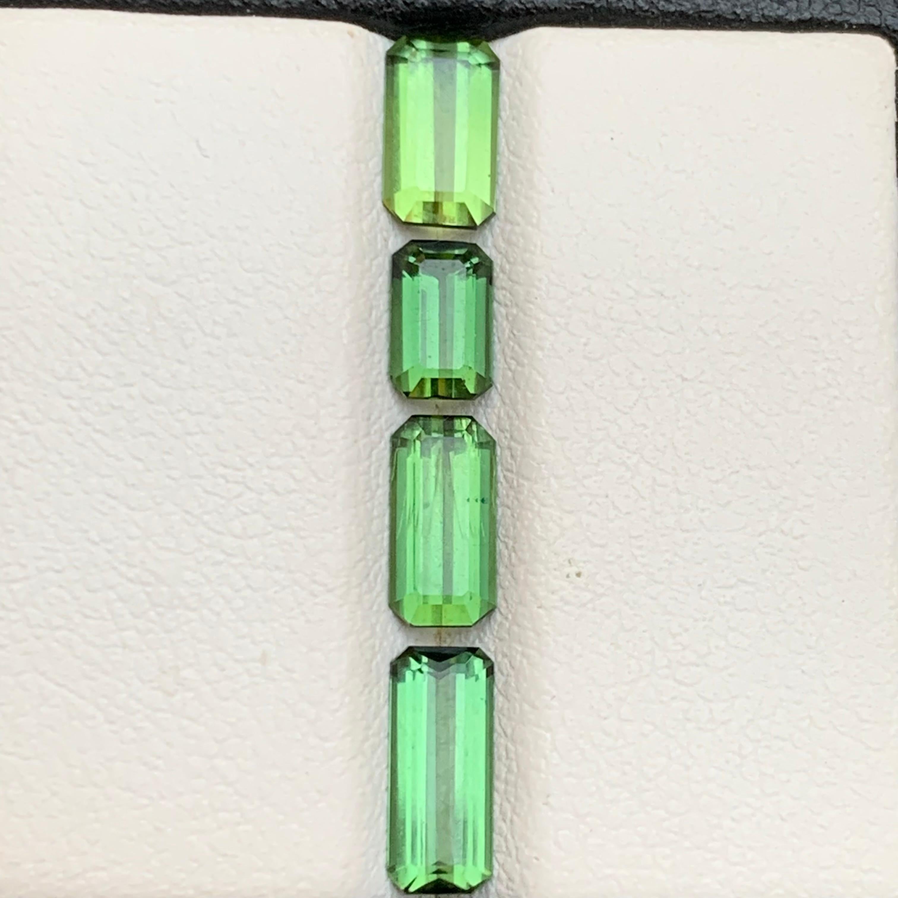 Turmalina verde natural vibrante 3,60 ct talla esmeralda gema suelta paquete-joya Contemporáneo en venta