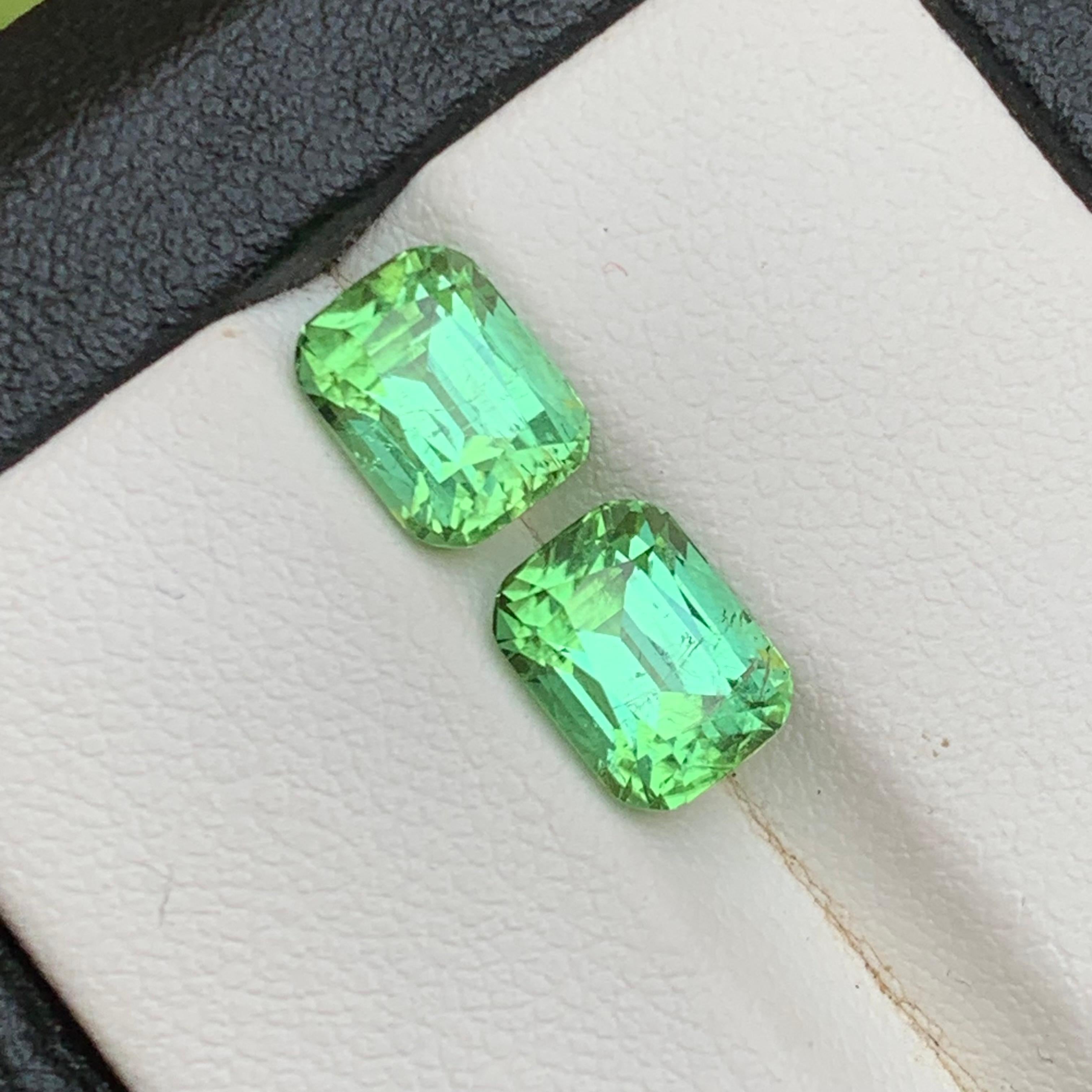 Tormalina verde vibrante naturale da 4,24 carati con taglio a cuscino, coppia di gemme sciolte - gioielli in vendita 6