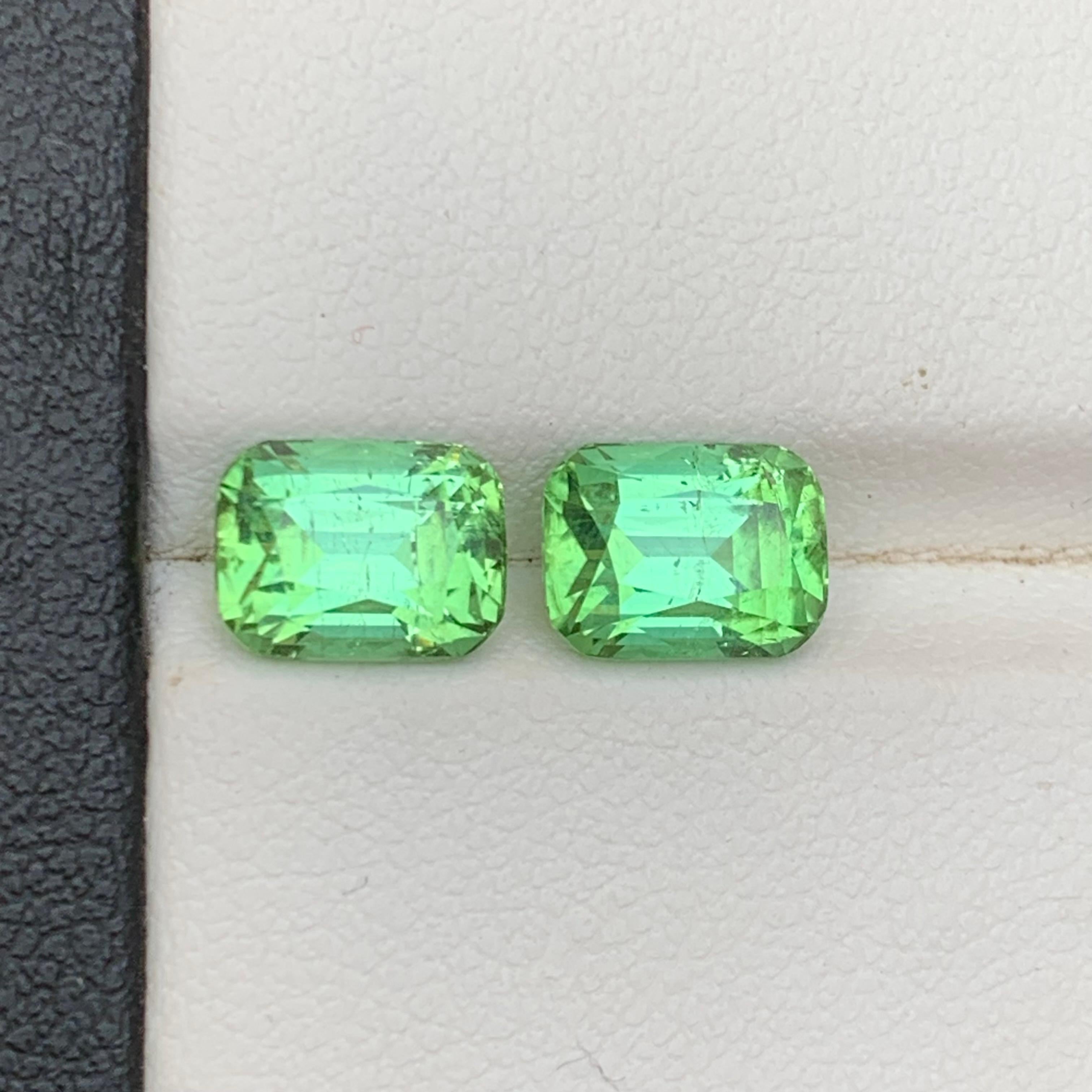 Tormalina verde vibrante naturale da 4,24 carati con taglio a cuscino, coppia di gemme sciolte - gioielli In condizioni Nuovo in vendita a Peshawar, PK