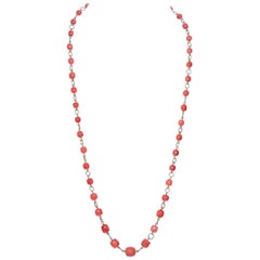 Collier en corail naturel vintage en or jaune 18 carats signé Sforza