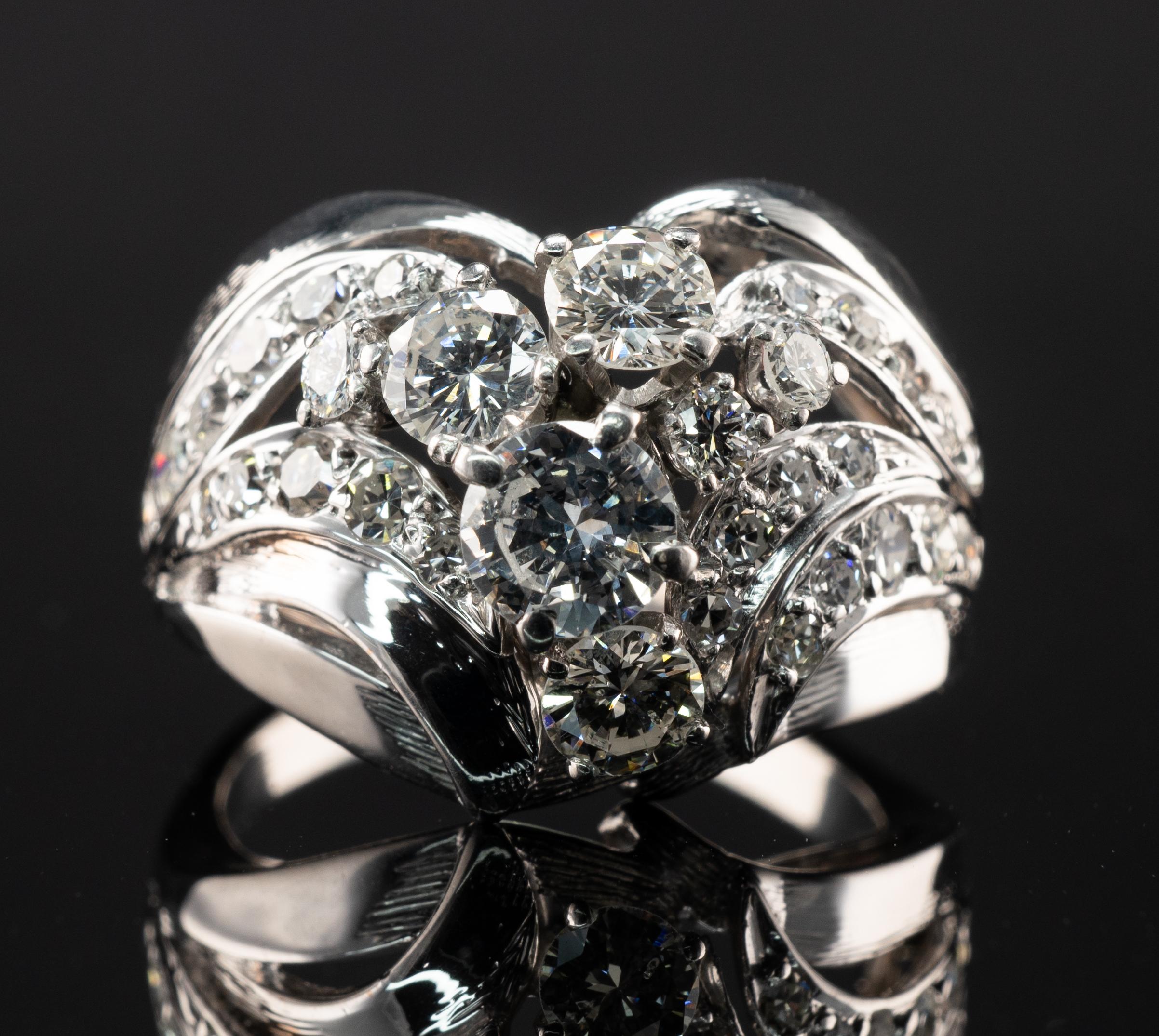 Natural Vintage Diamond Ring 14k White Gold For Sale 4
