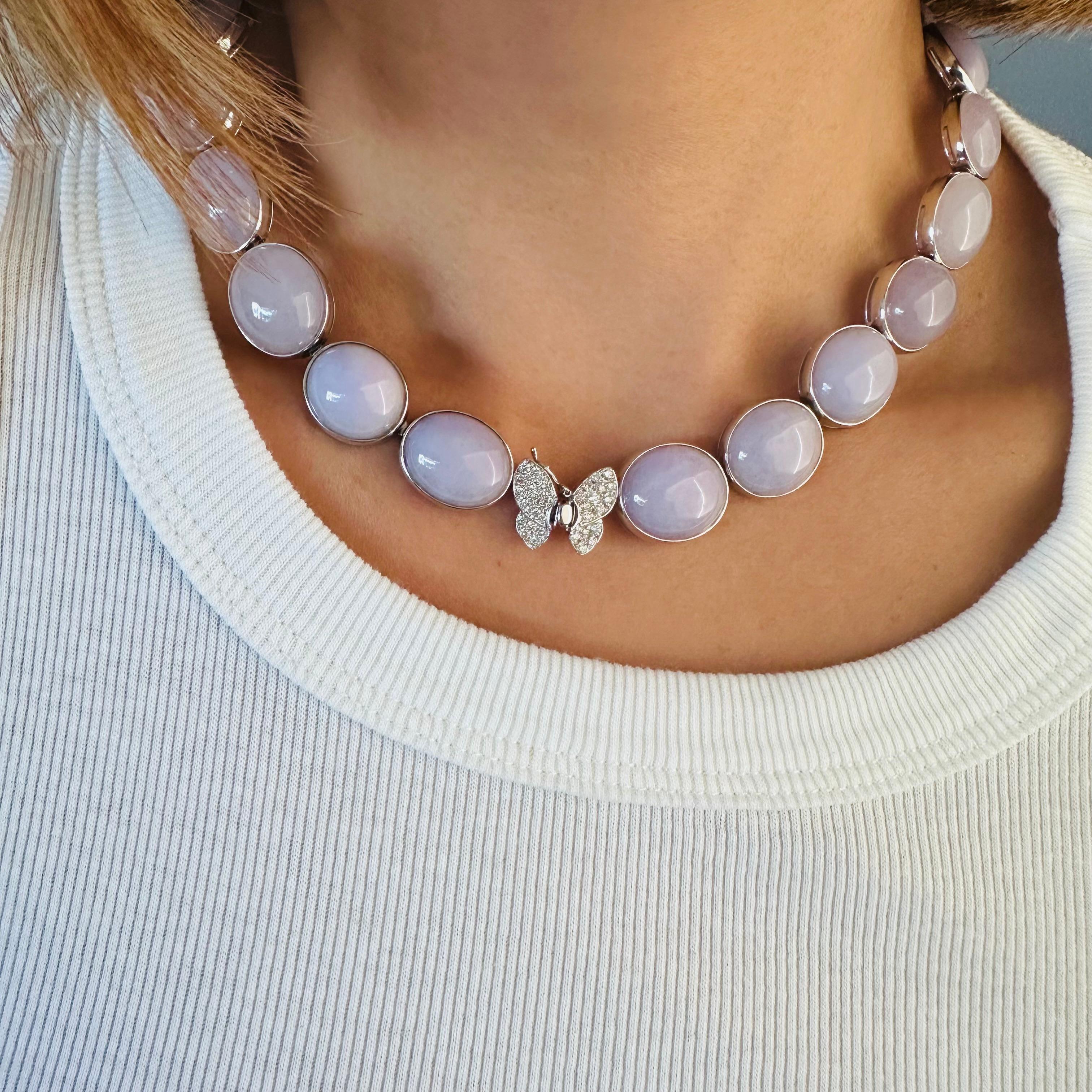 Collier en jade violet naturel et diamant 18k Bon état - En vente à Beverly Hills, CA