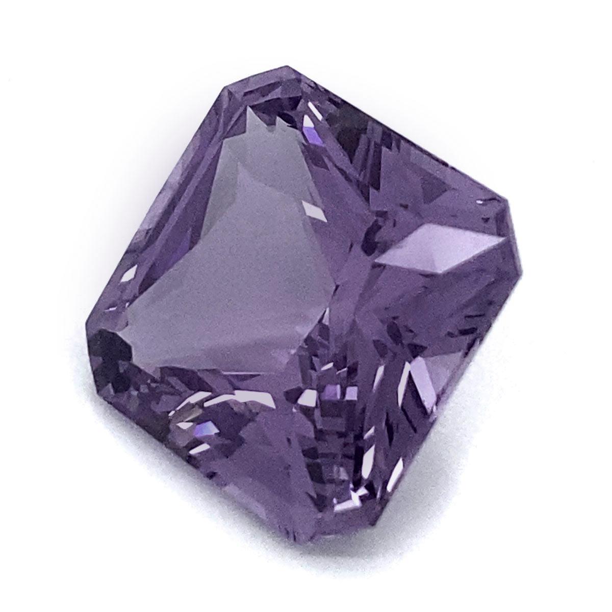 Natürlicher violetter Spinell Edelstein 10,97 Karat / JupiterGem im Zustand „Neu“ im Angebot in Los Angeles, CA