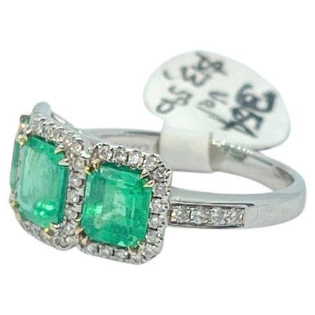 Emerald Cut Natural Vivid 2 Carat Colombian Emerald Diamond Ring 18ct White Gold Valuation For Sale